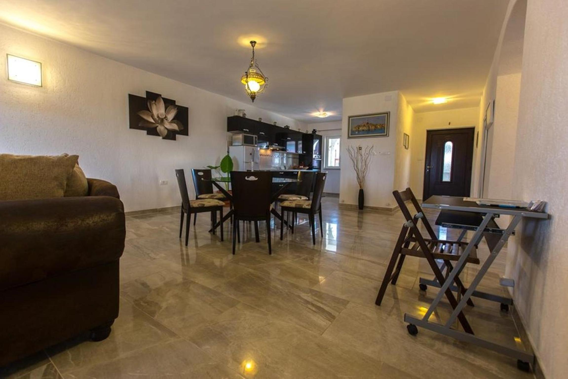 Guest House Casa Mia - Rooms & Apartments view 5