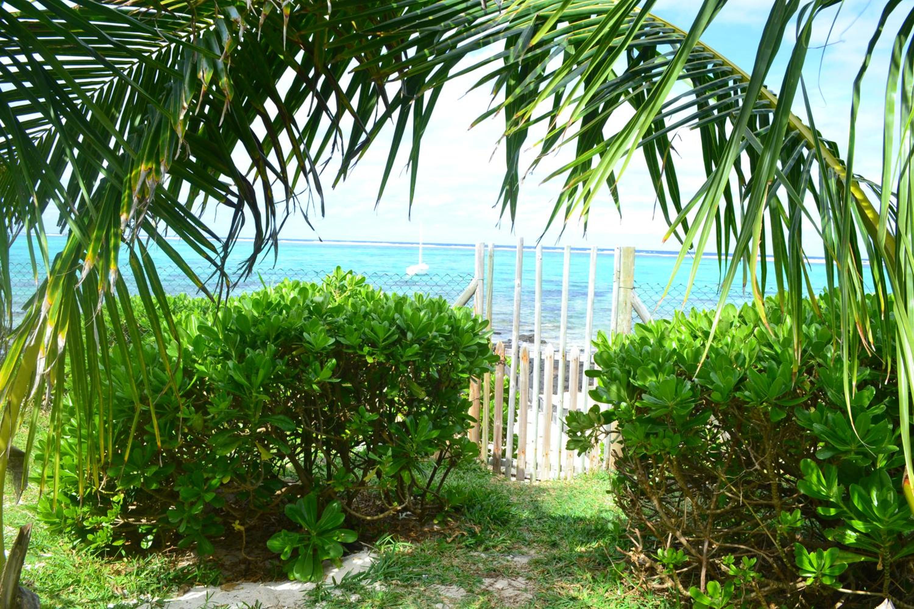 Villa du Lagon view 3
