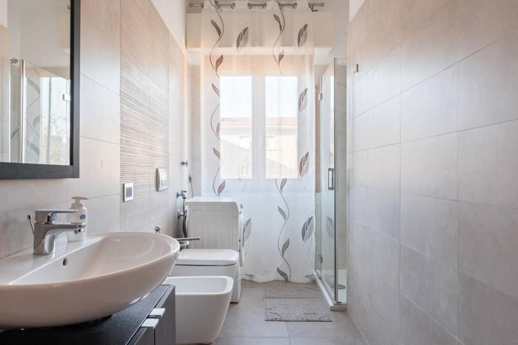 Modern and new apartment in Brianza photo 2