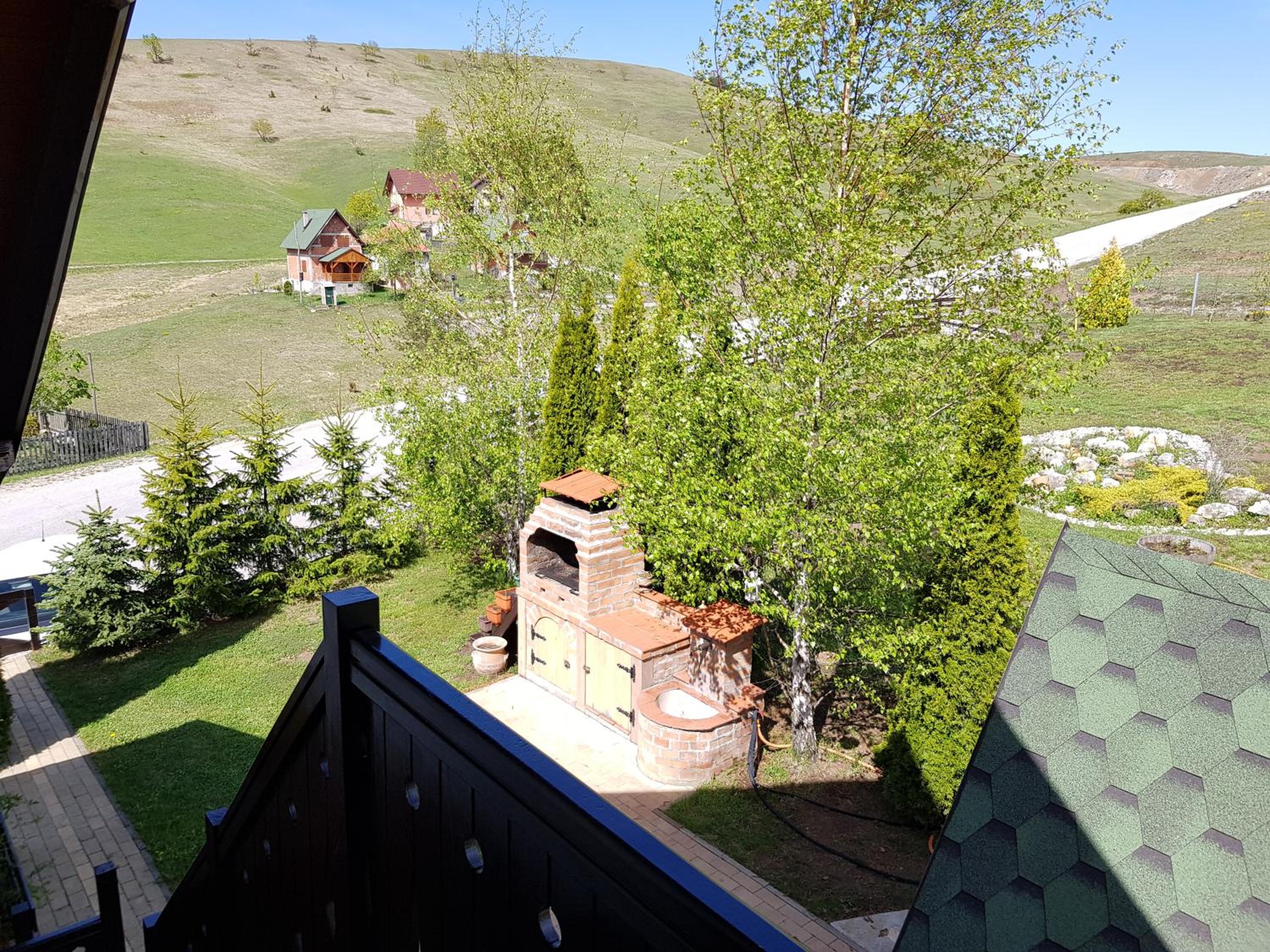 Photo 48