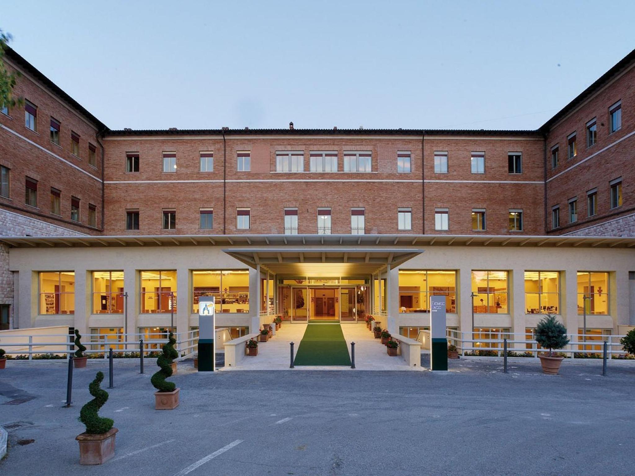 Hotel Domus Pacis Assisi - Image 1