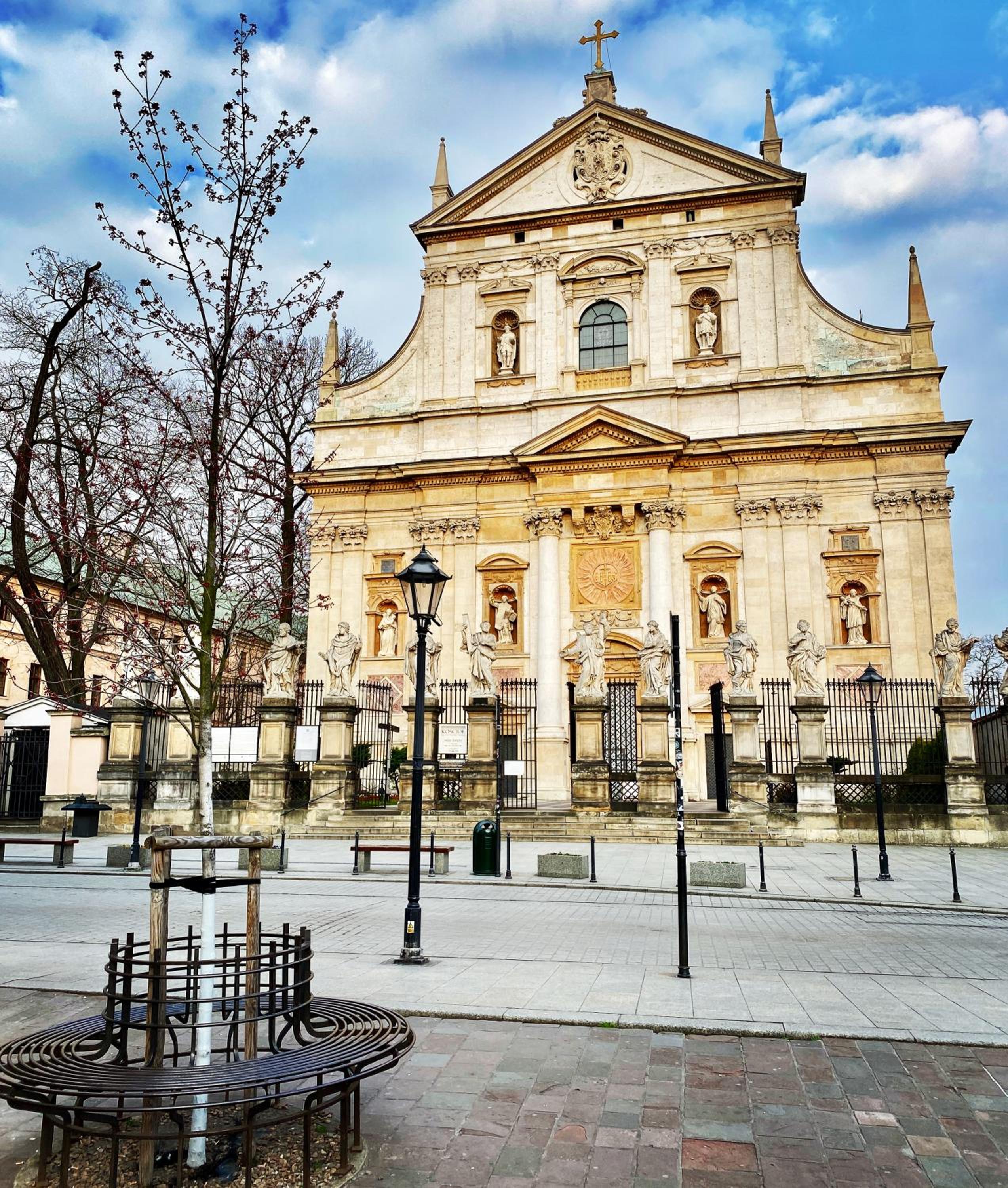 MINT Luxury Apartments at the Main Square