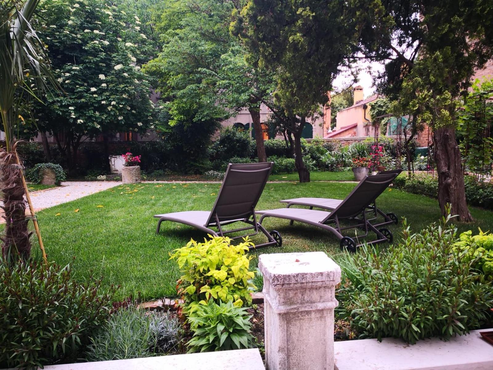 Cinqueteste Luxury Home