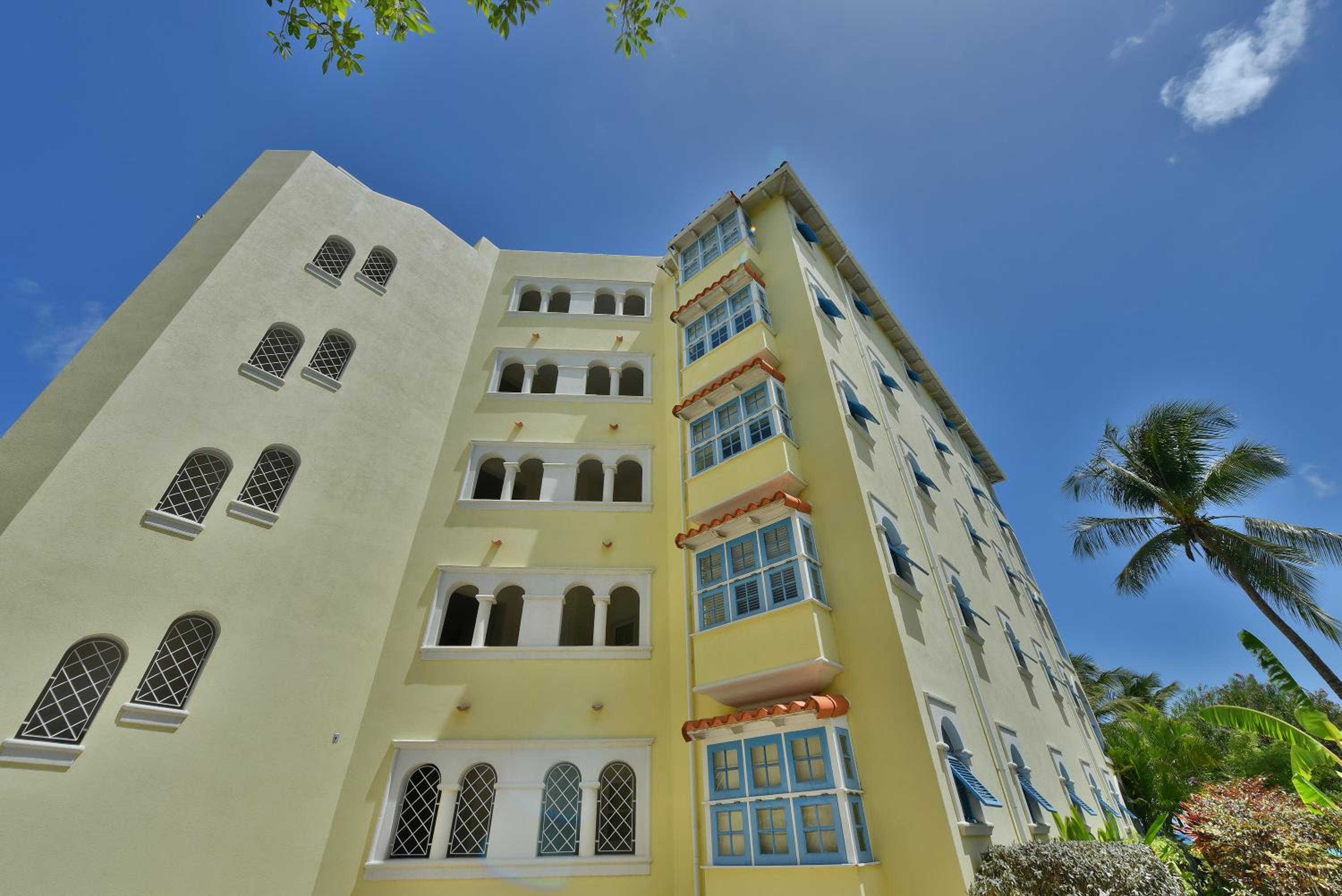 Maxwell Beach Villas