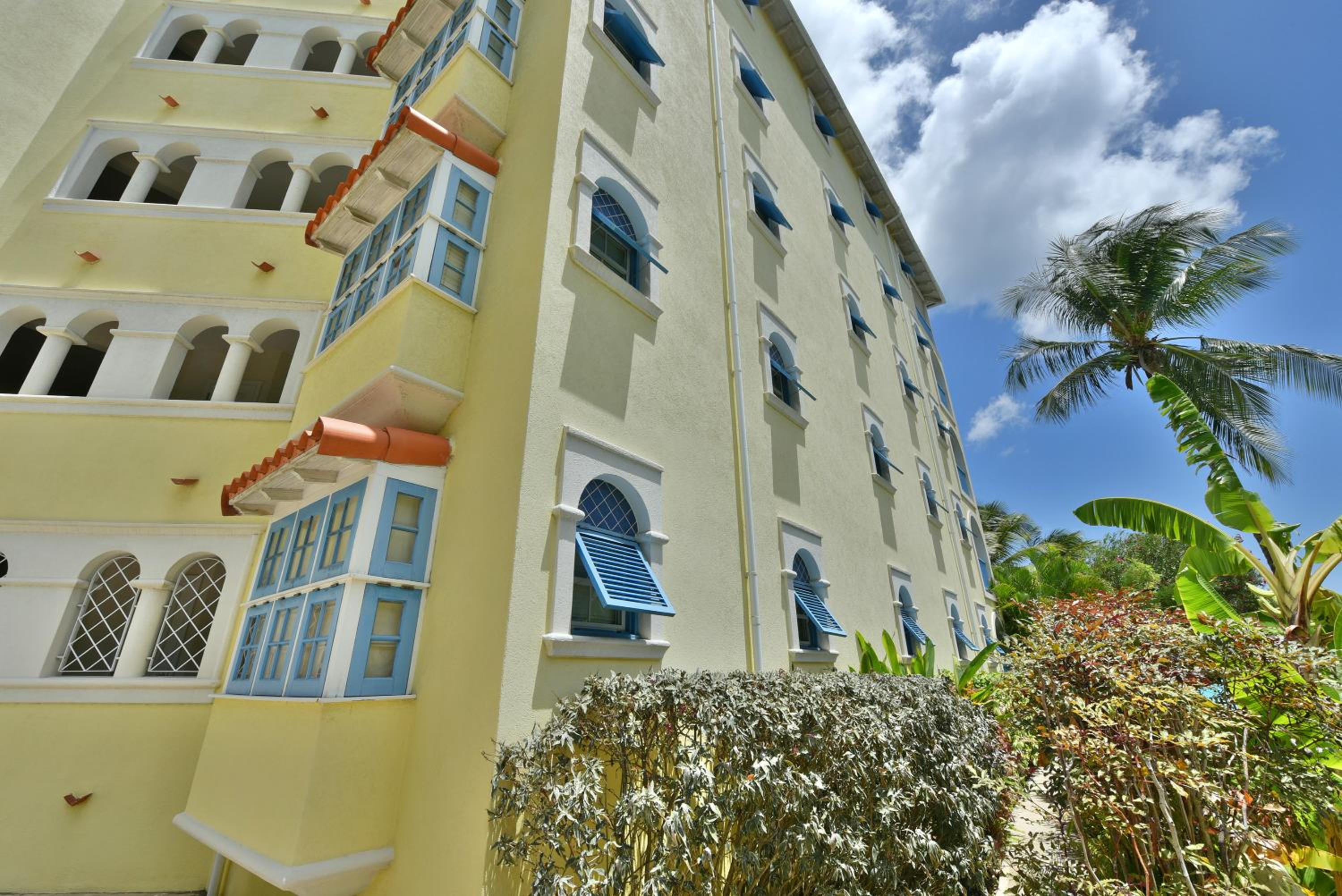 Maxwell Beach Villas
