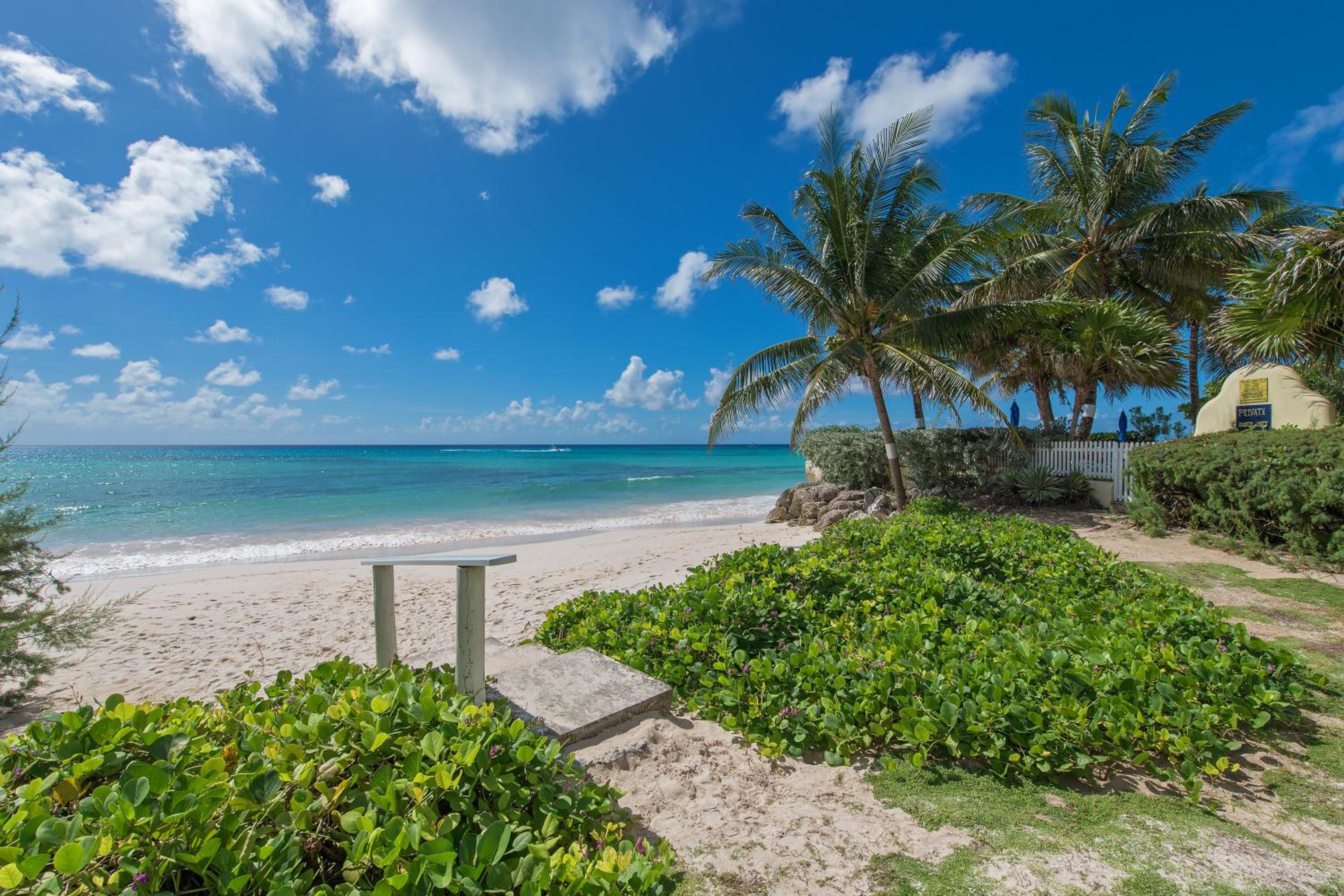 Maxwell Beach Villas