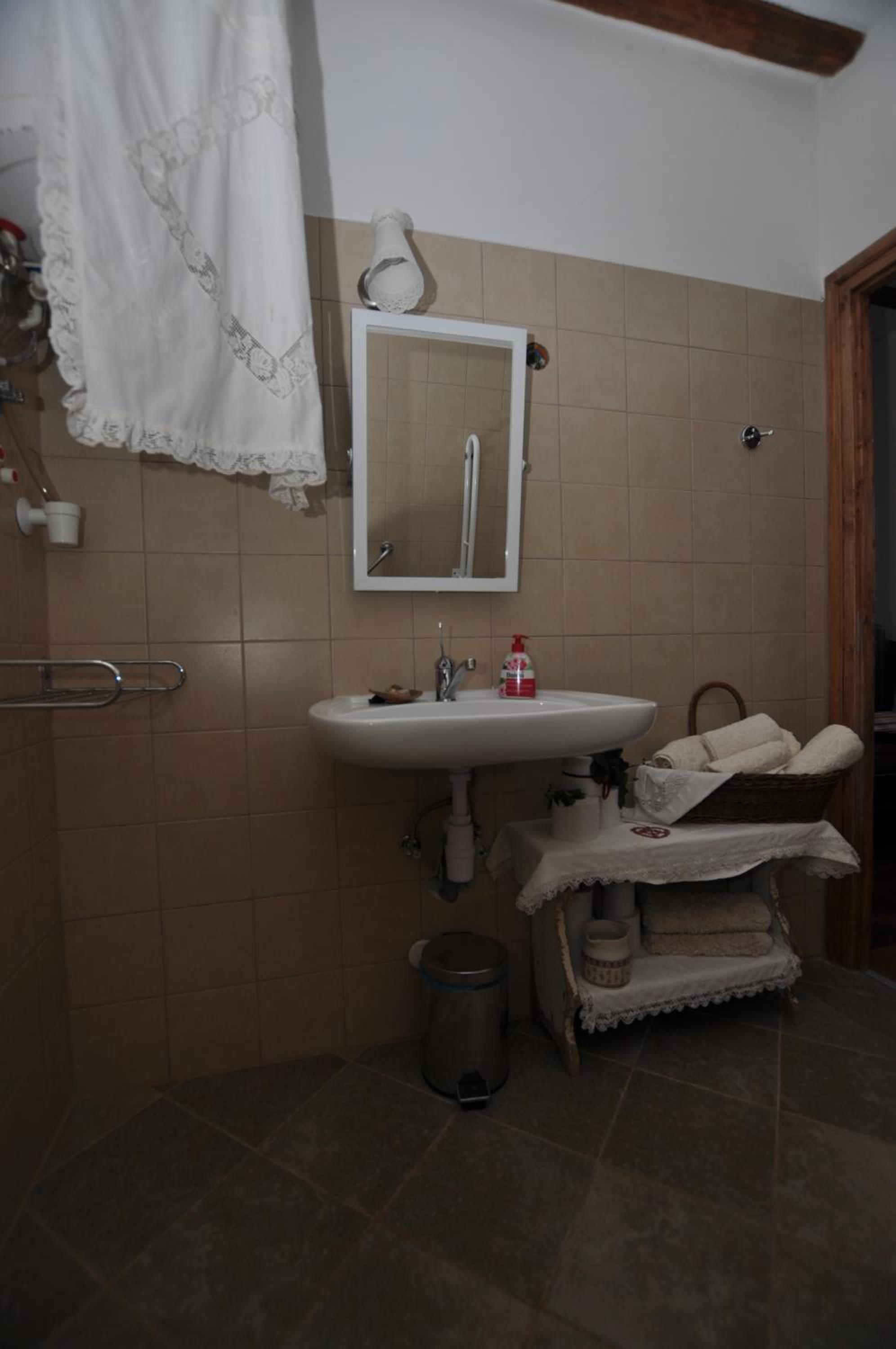 Photo 31