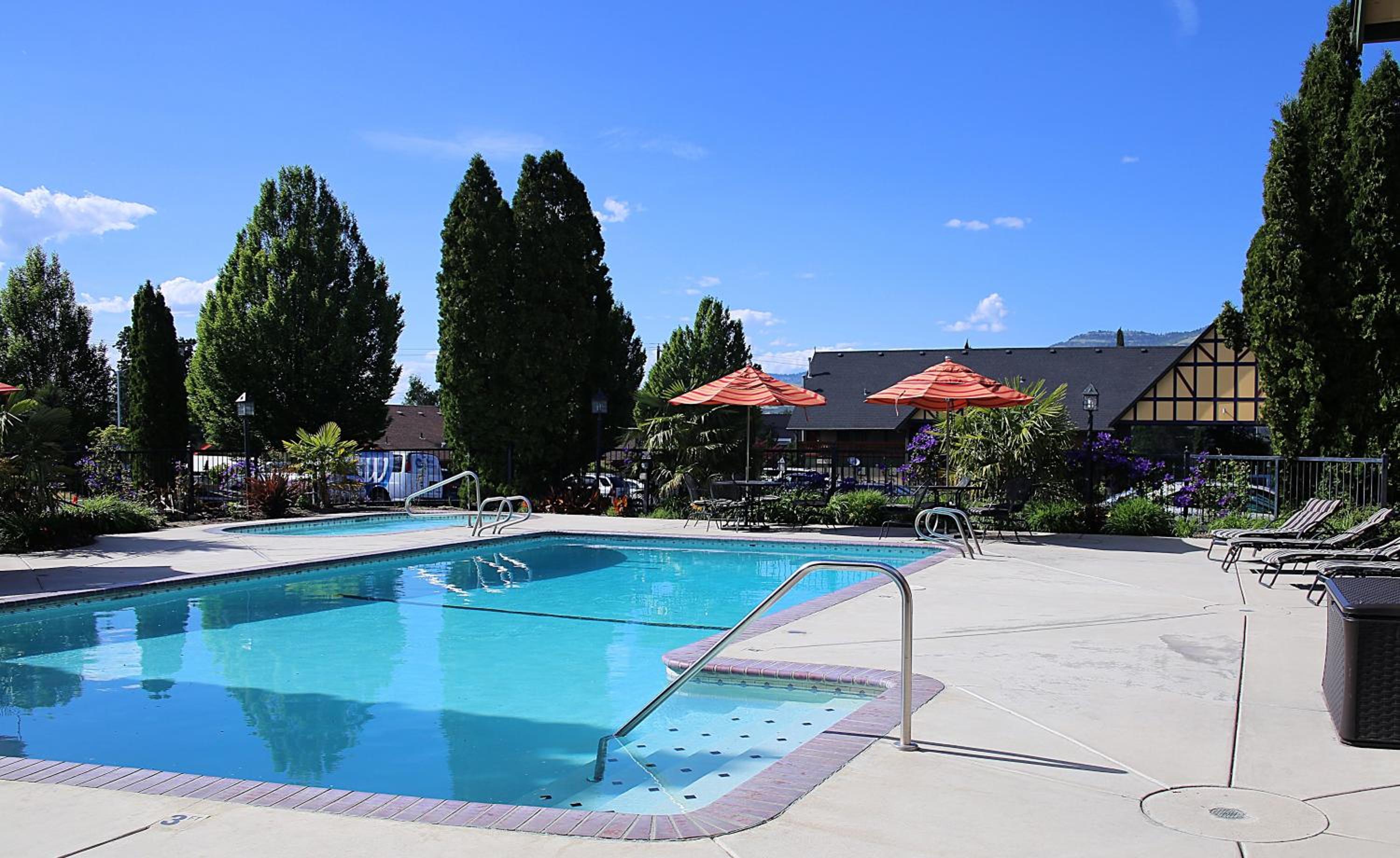 Ashland Vacations - Best Western Windsor Inn - Property Image 21