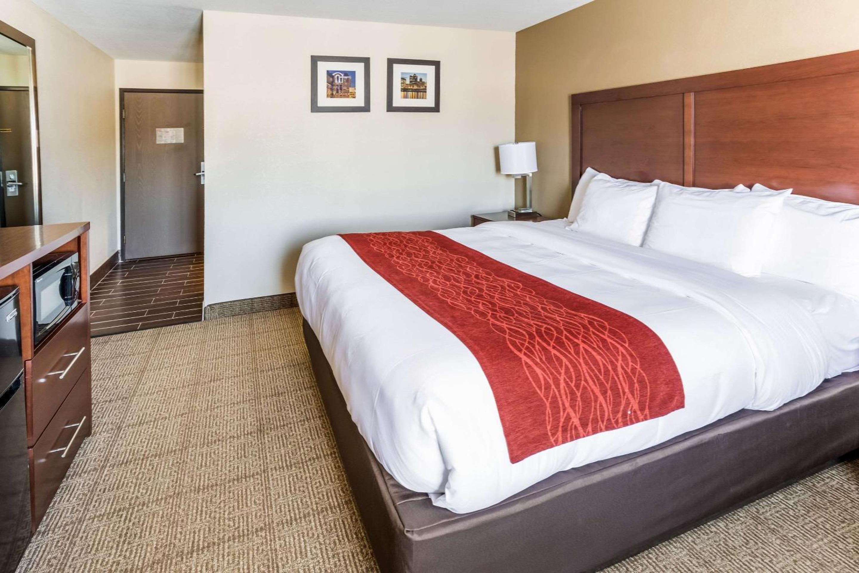 Comfort Inn Waukesha - Milwaukee West, Photo 20