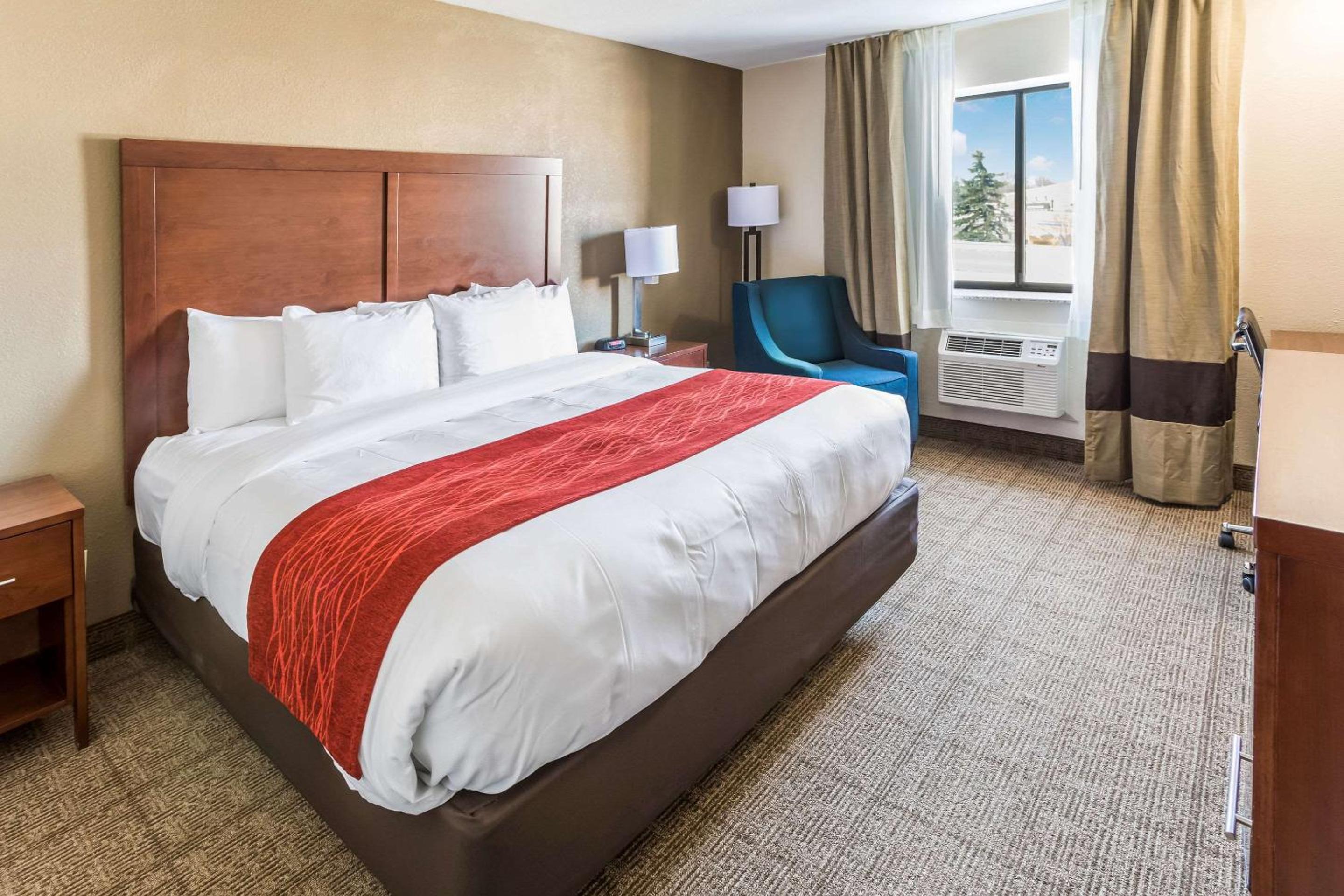 Comfort Inn Waukesha - Milwaukee West, Photo 7