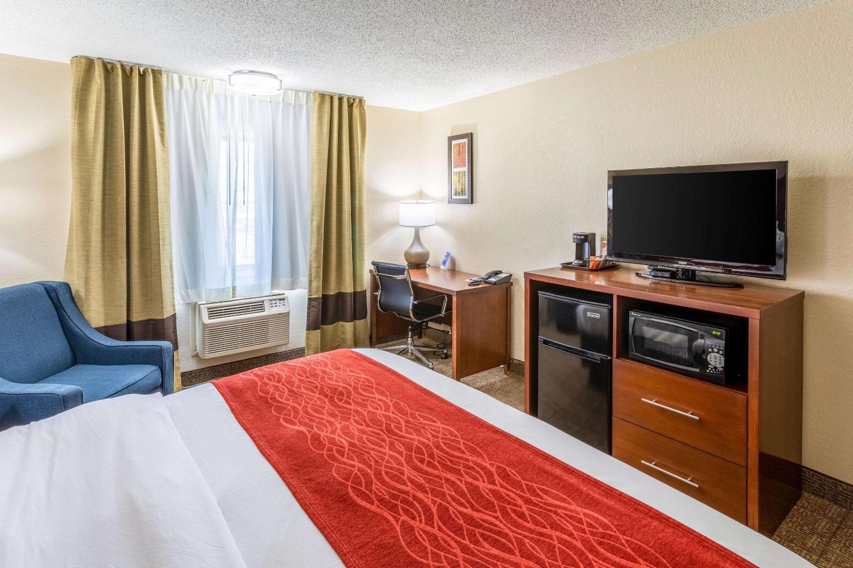 Comfort Inn Waukesha - Milwaukee West, Photo 29