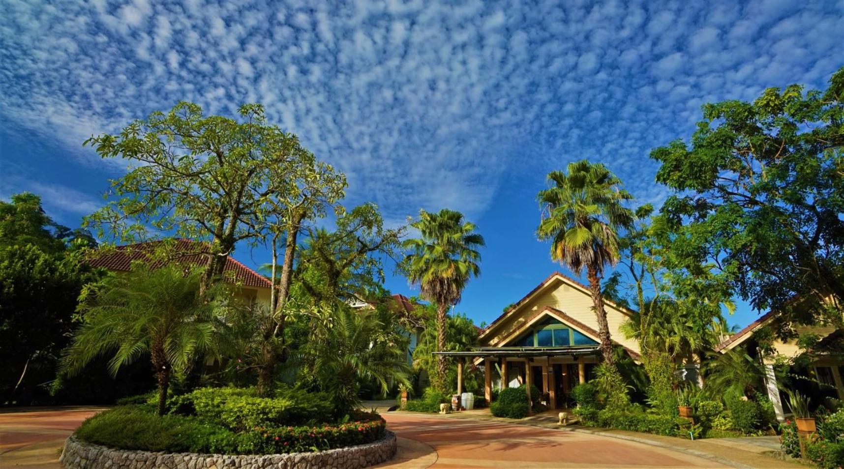 Baan Khaolak Beach Resort