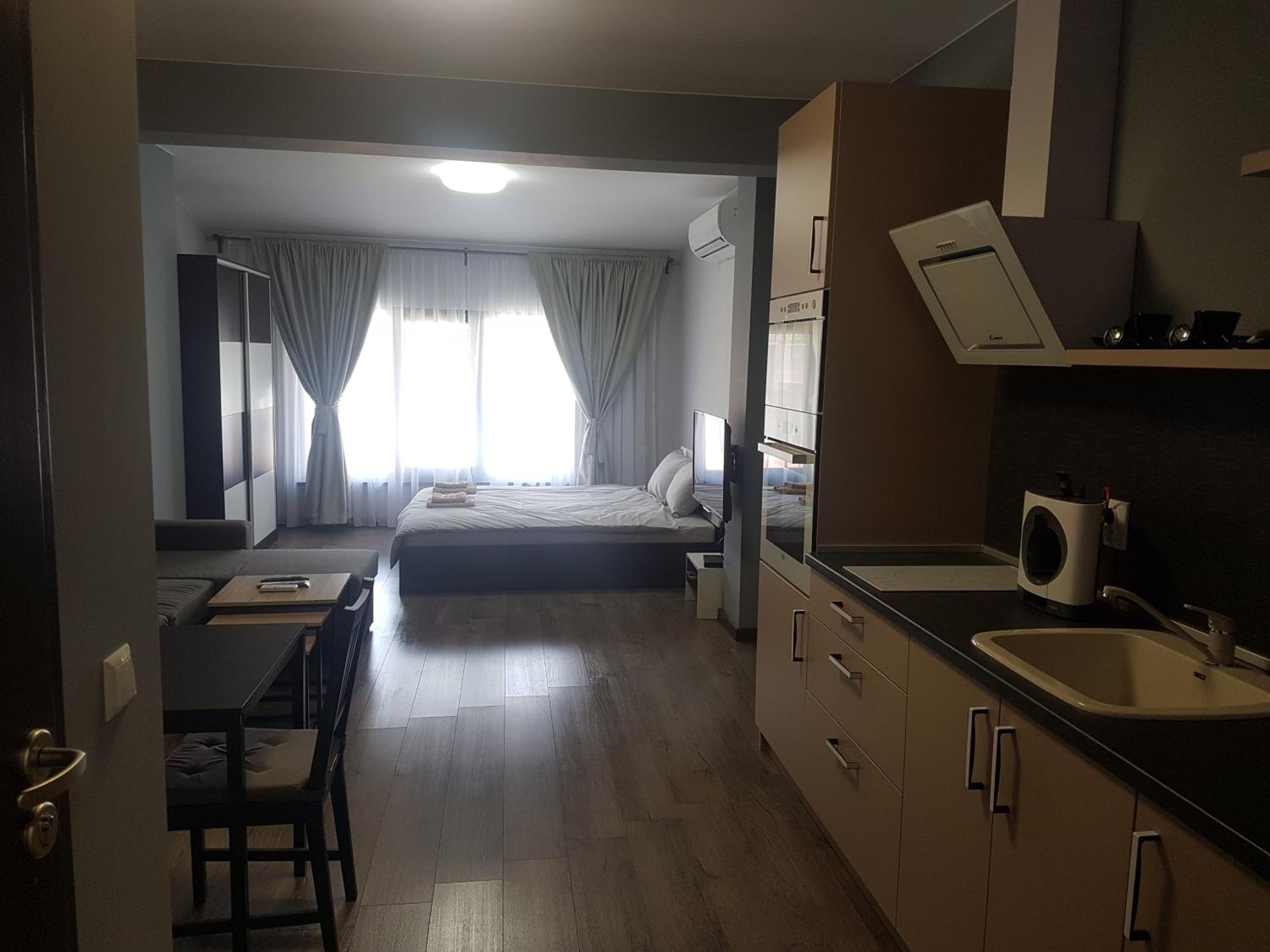 LUXURY SUITES 3 view 2
