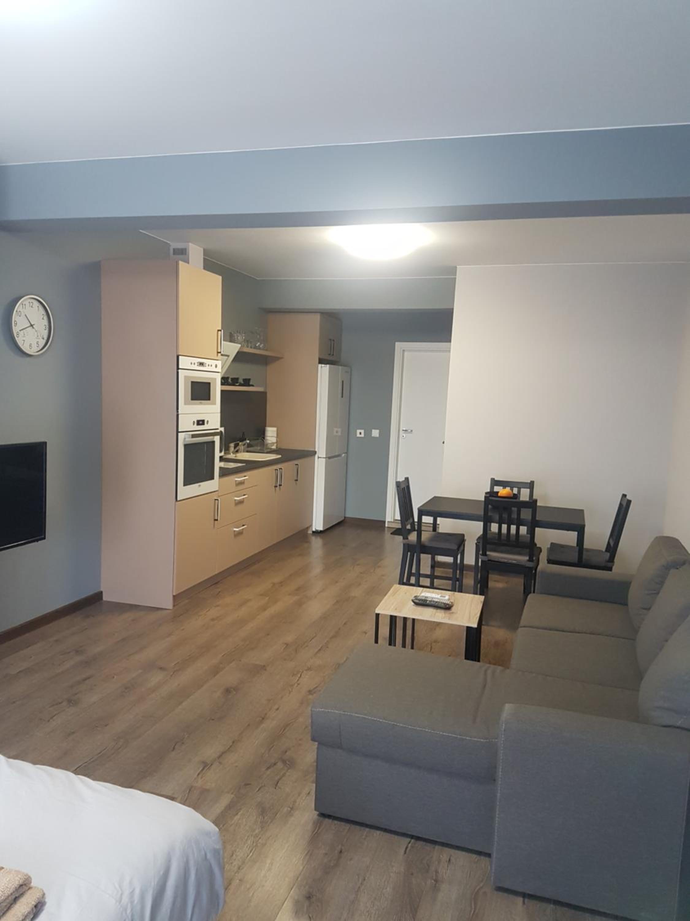 LUXURY SUITES 3 view 5