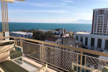 Lara Park Suites