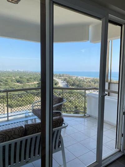 Lara Park Suites