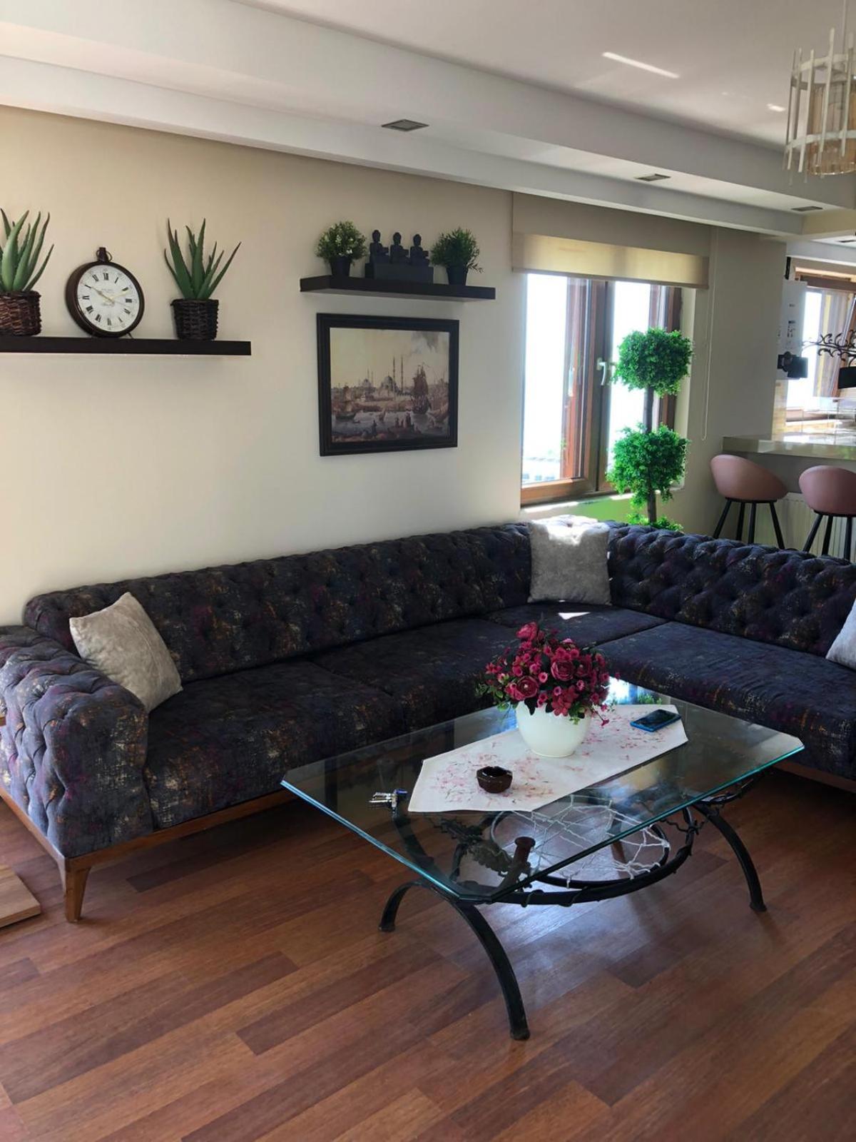 Lara Park Suites