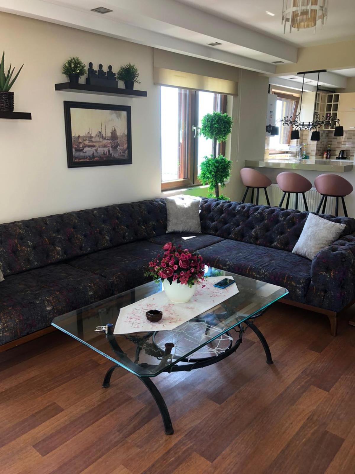 Lara Park Suites