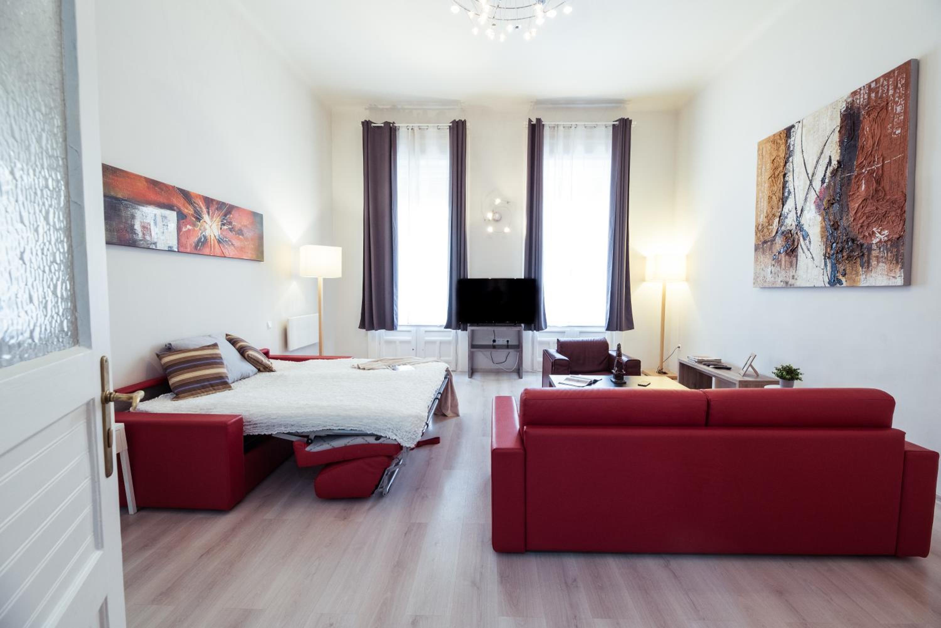 BudapestEasyFlat Oktogon Lux
