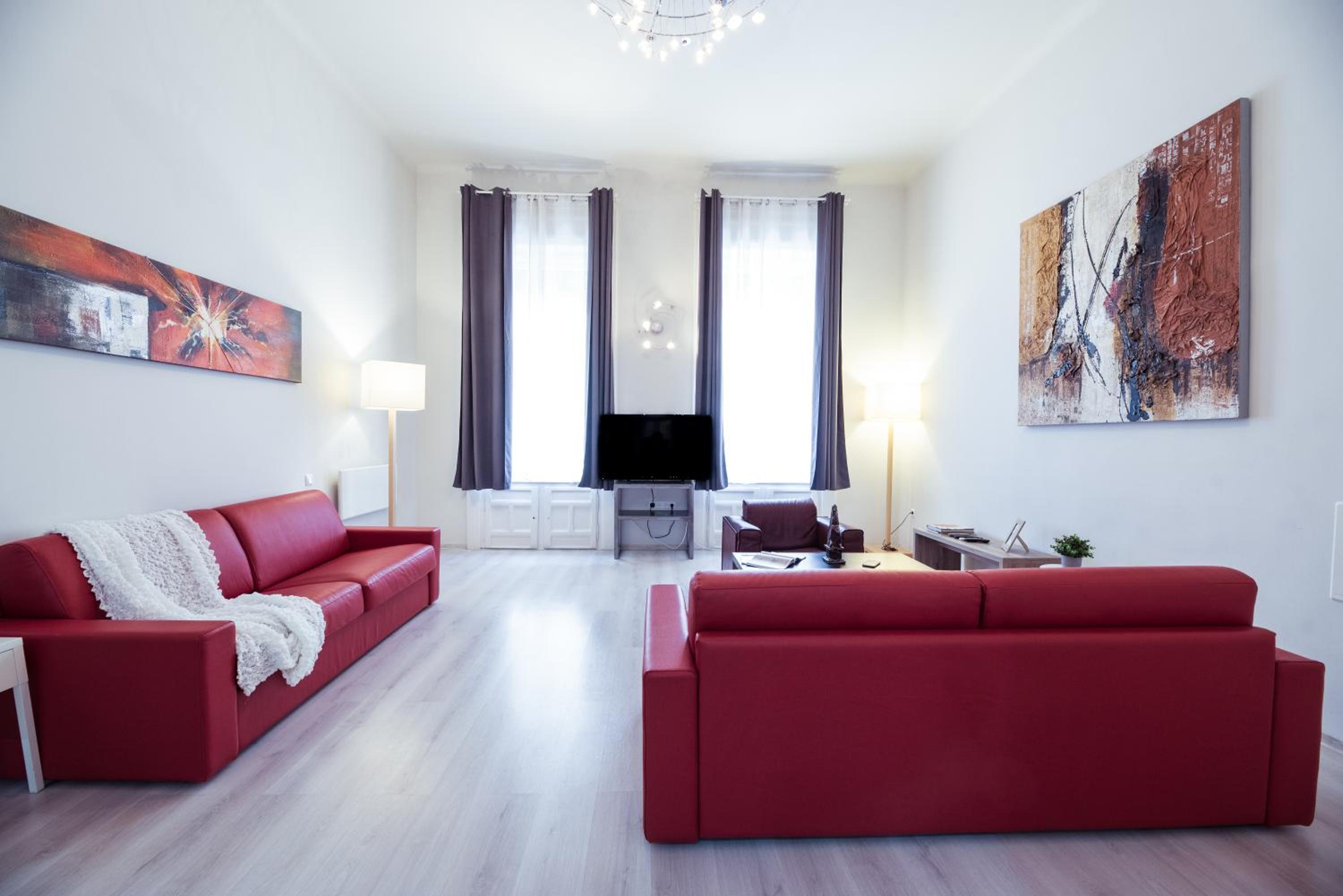 BudapestEasyFlat Oktogon Lux