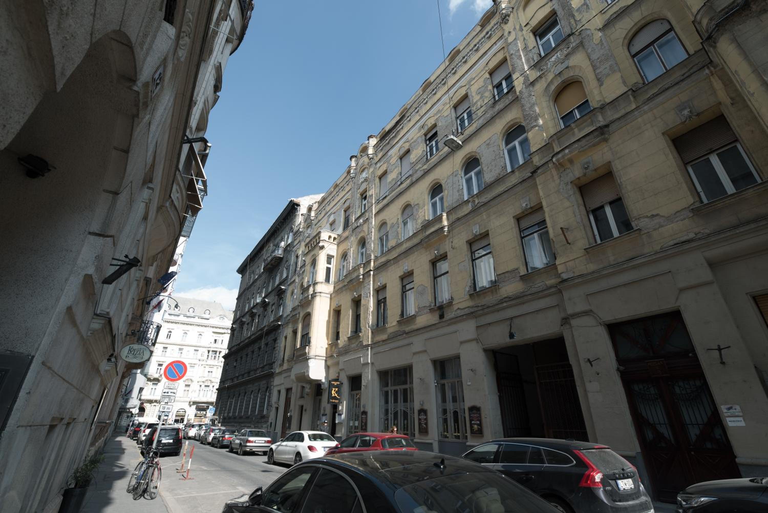 BudapestEasyFlat Oktogon Lux