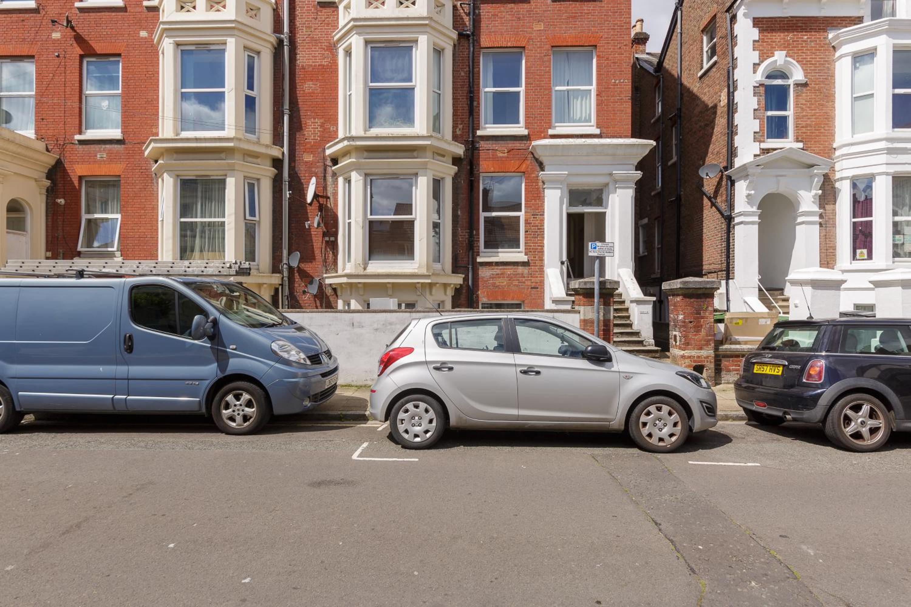 Stopover at SEABIRD APARTMENTS central Southsea, photo 11