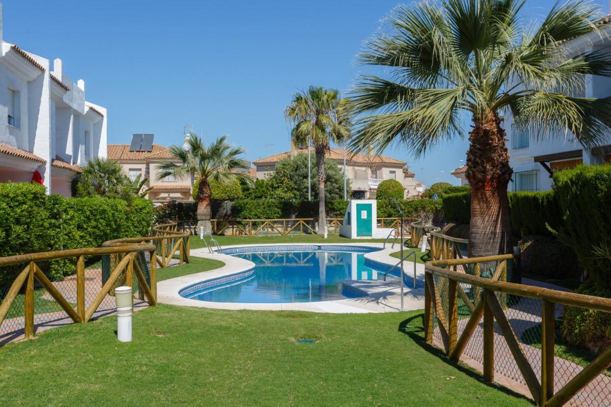 Atico La LUZ-Rota free parking by Cadiz4Rentals view 3
