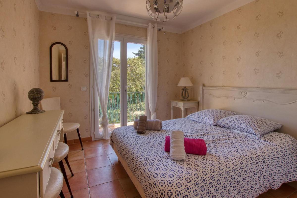 Villa Cavalaire sur Mer view 2
