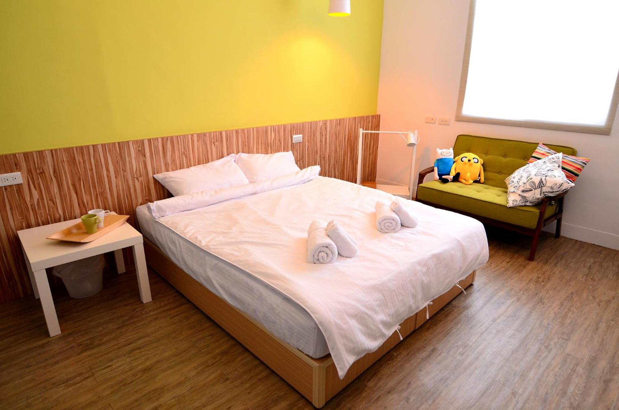 Leaf Hostel