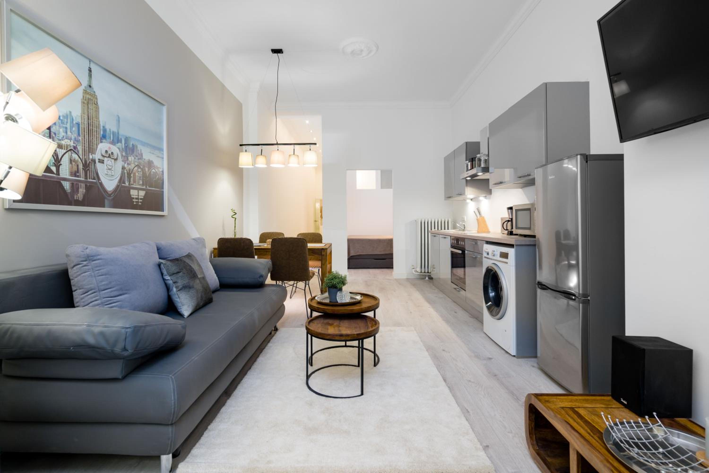 The Lohmeyerstr lI - Group Flat in Central Berlin, Family-Friendly, 2BR, 4- 6 Guests photo 5