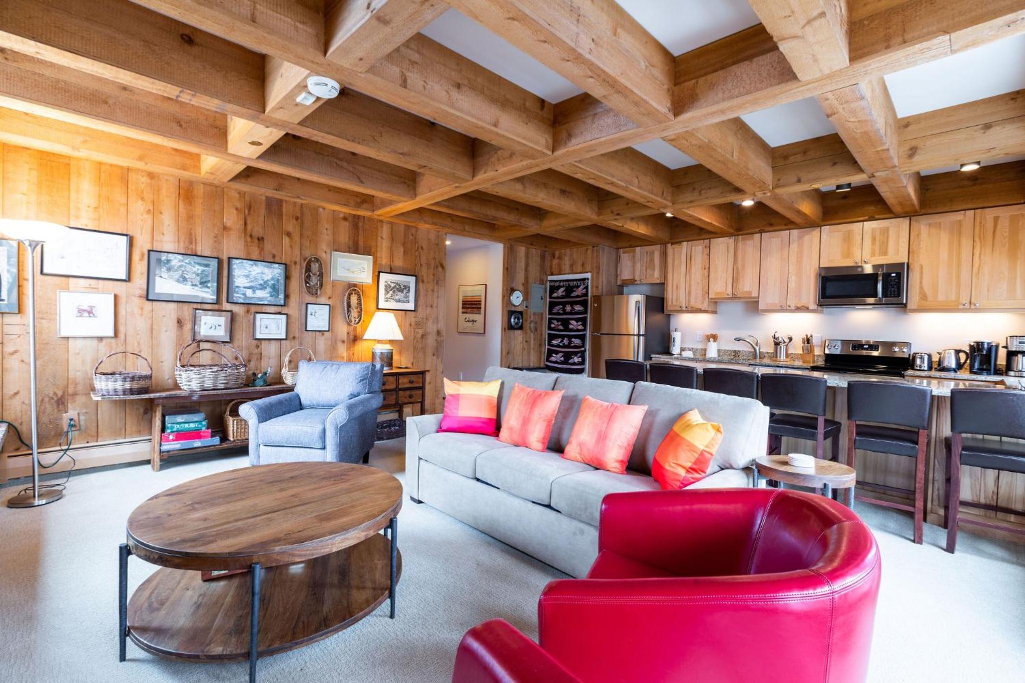 Tree Tops Lionshead by Vail Realty view 4
