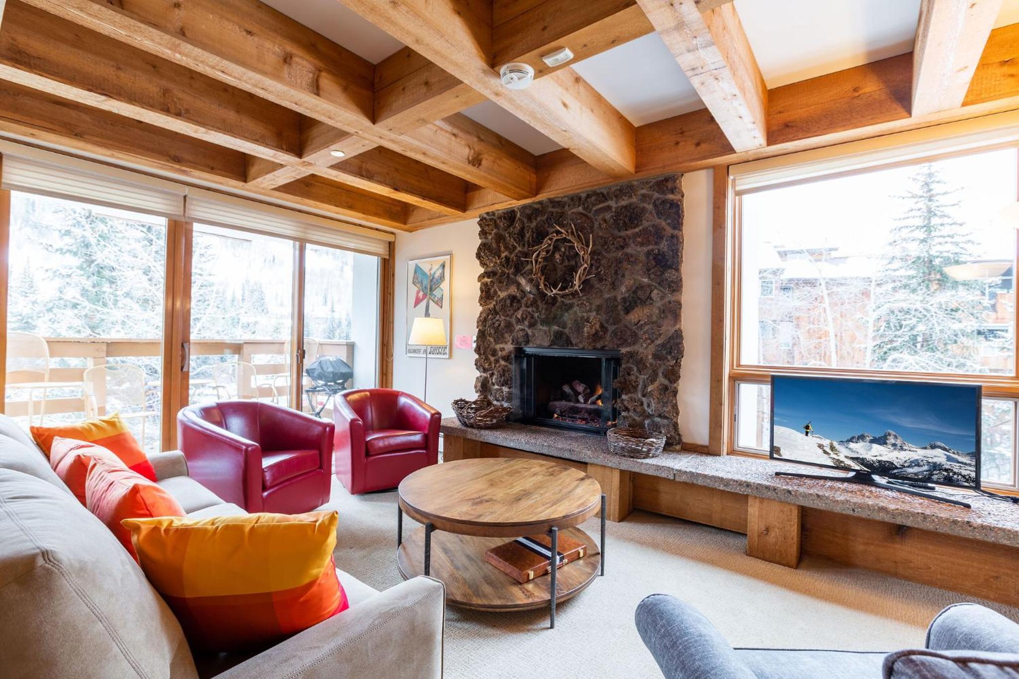 Tree Tops Lionshead by Vail Realty view 5