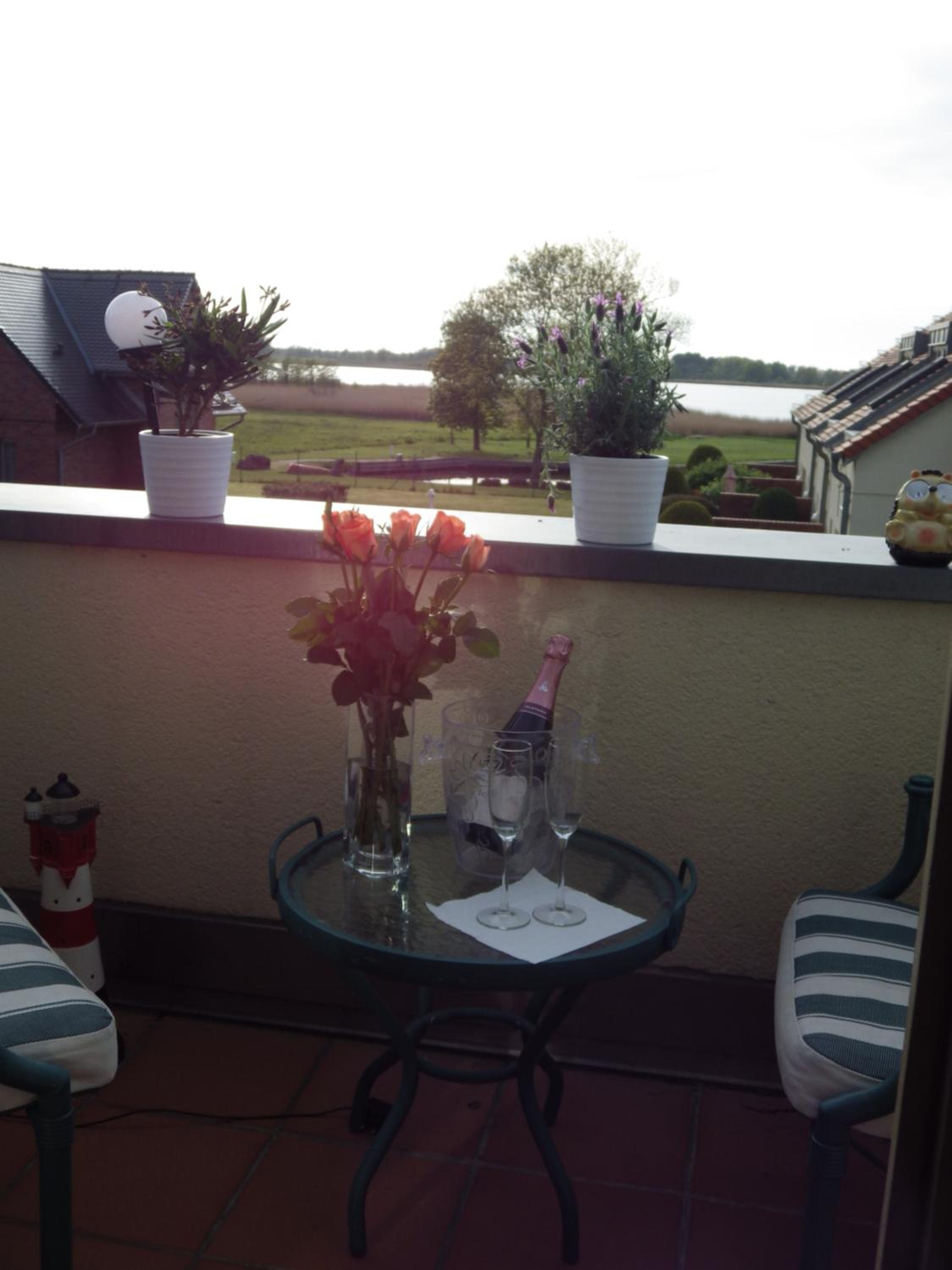 Ferienwohnung Wasserblick mit Balkon view 4