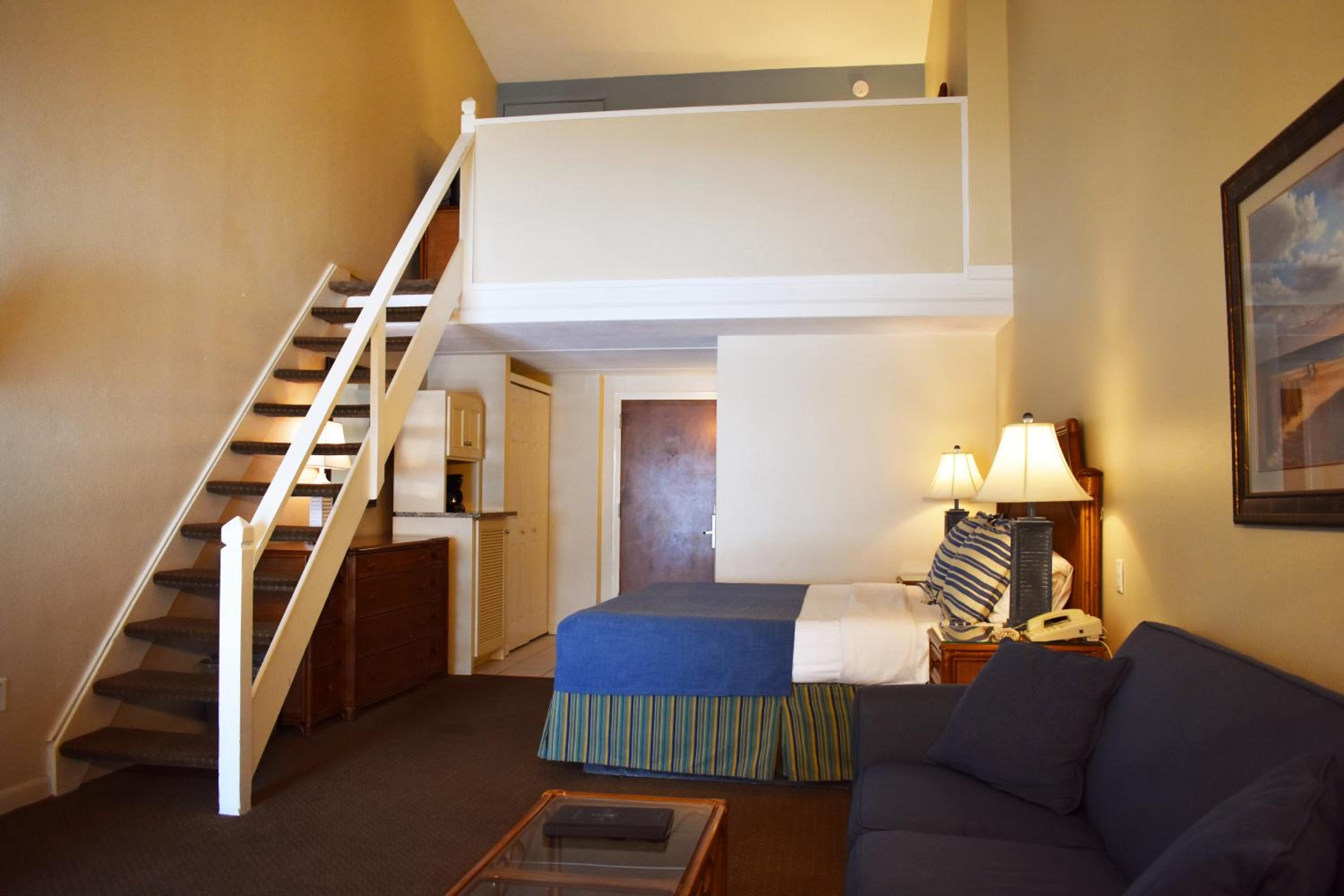 Surf Side Hotel