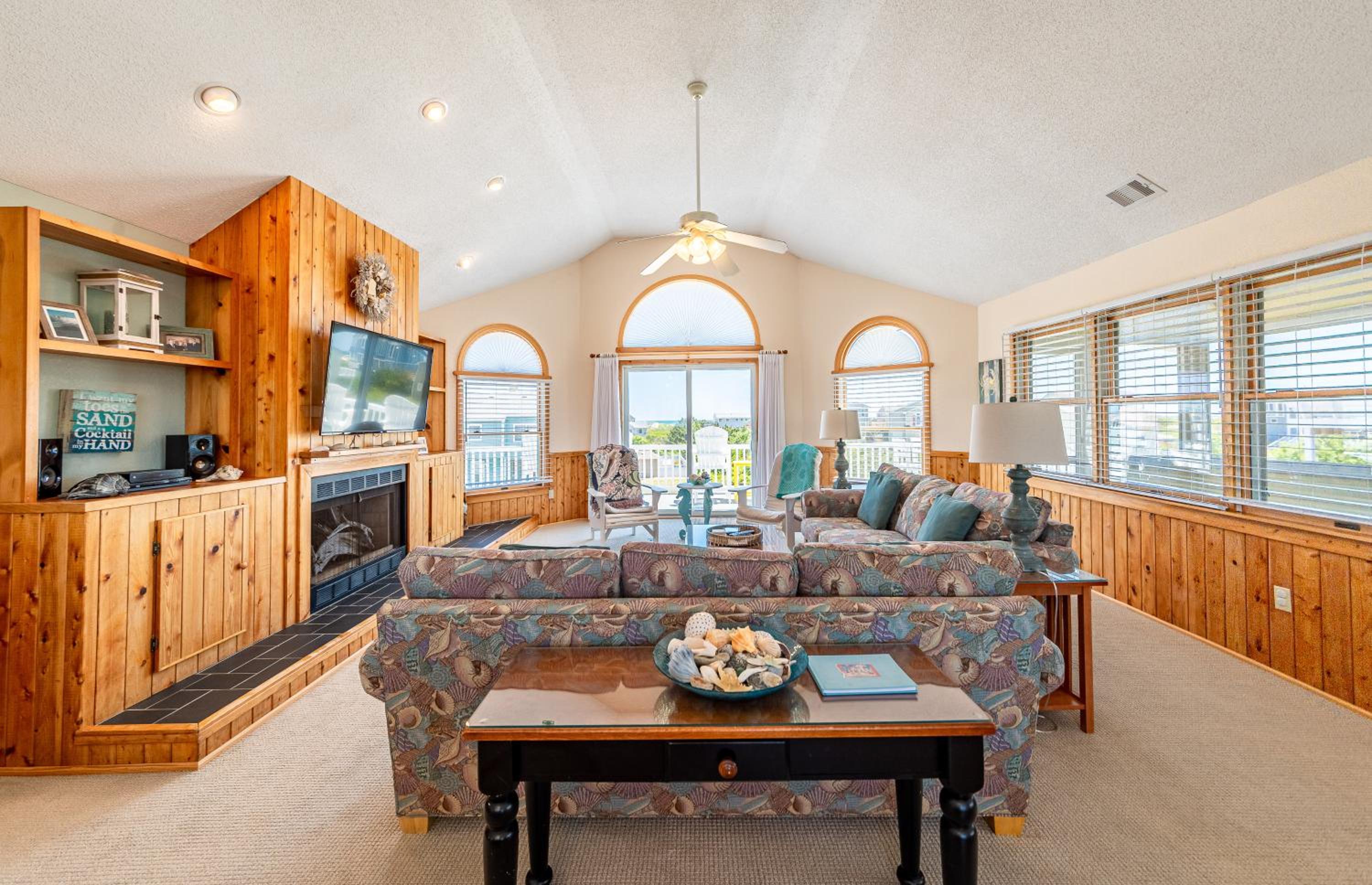 Beach Angel - Corolla, Ocean Sands, 100 Yards to Beach, Ocean View, Large Kitchen, Hot Tub view 5