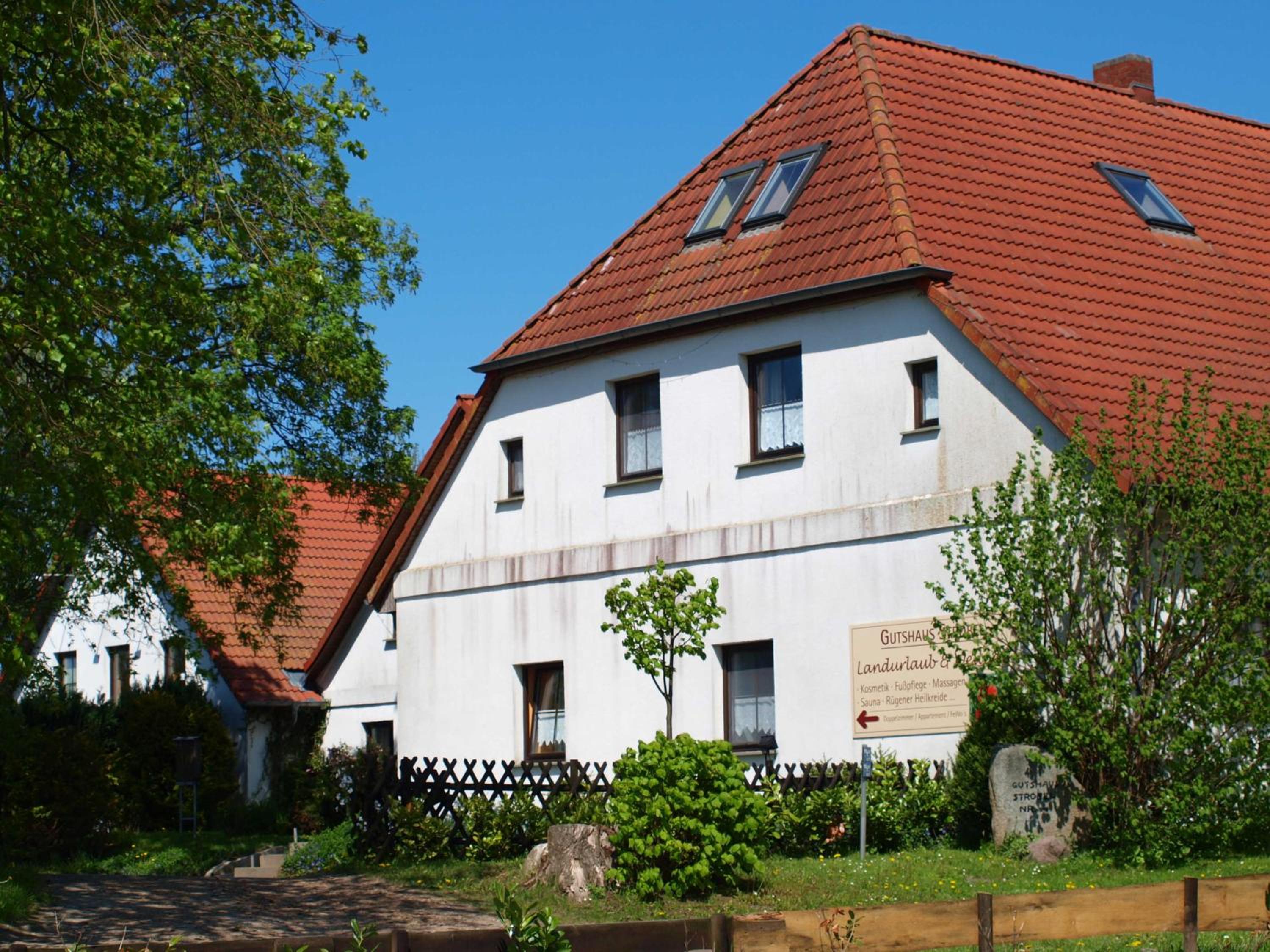 Familienfreundlicher Landurlaub im Gutshaus view 2