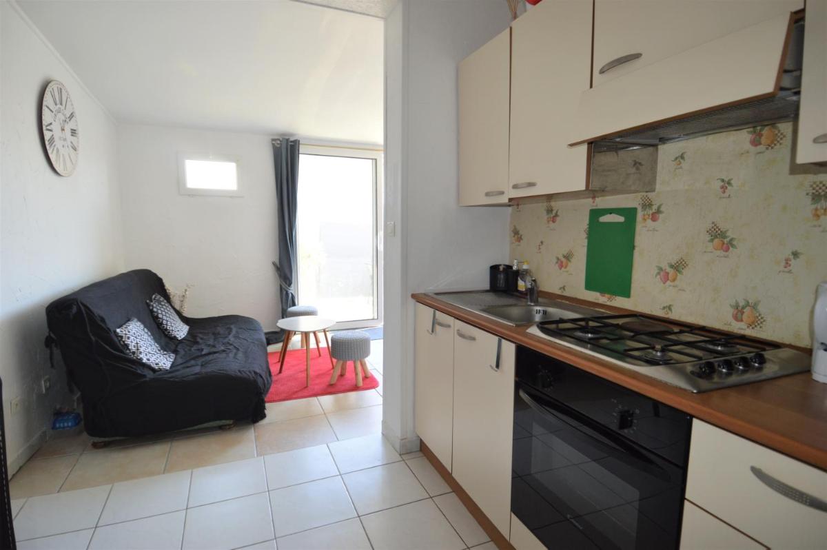 Maisonnette avec terrasse à 50m de la plage, photo 8