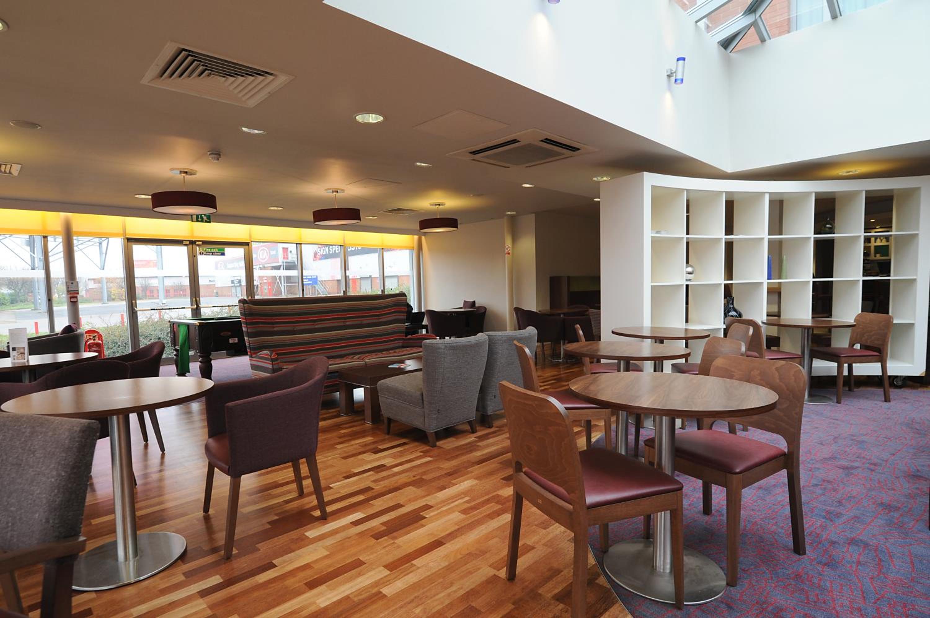 Walsall Vacations - Park Inn by Radisson Birmingham Walsall - Property Image 7