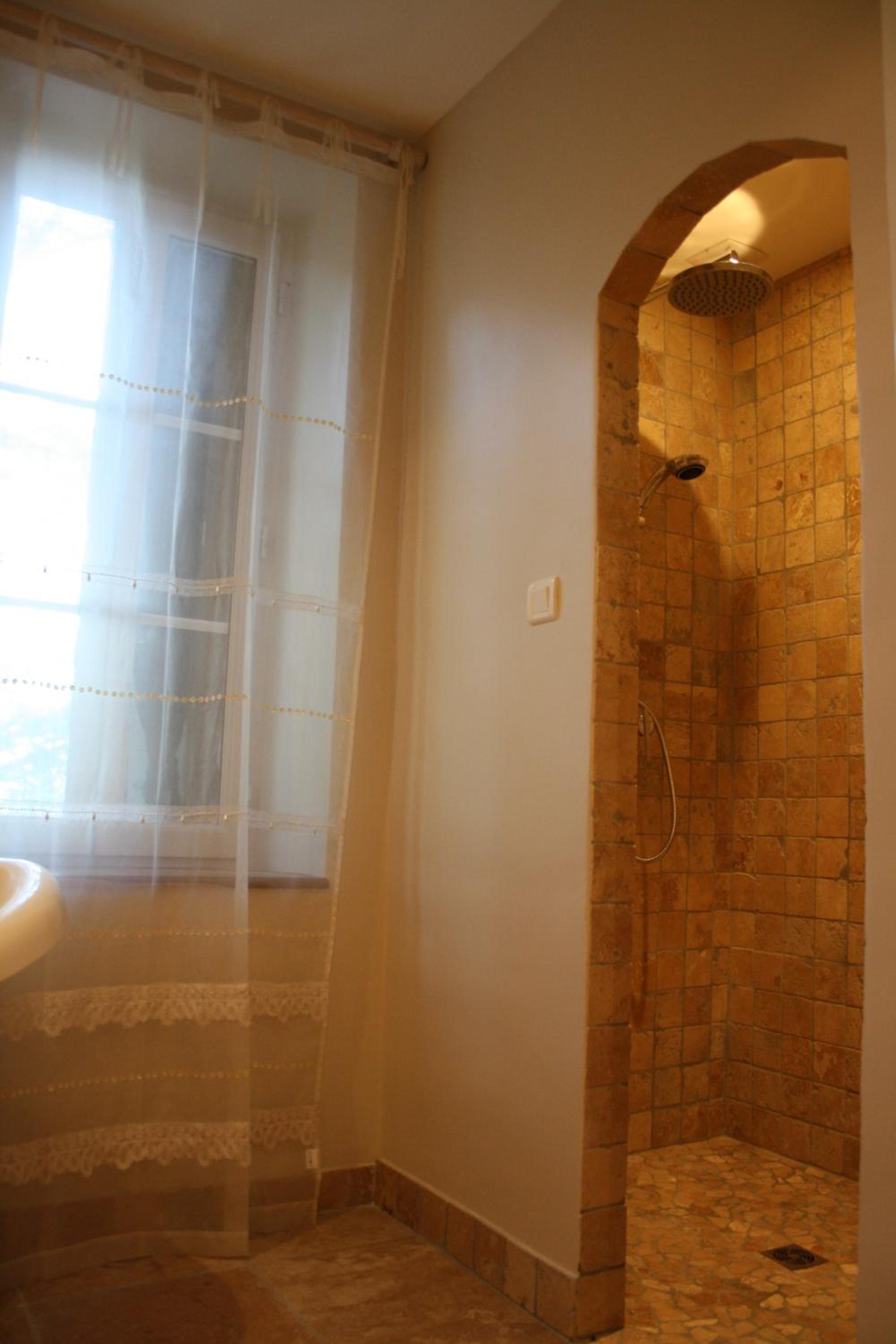 Photo 47