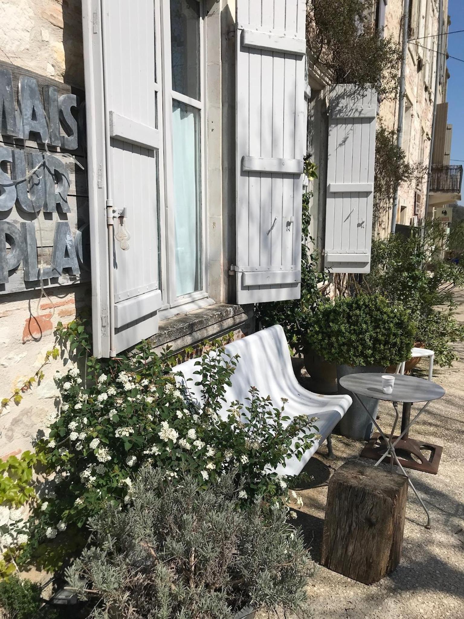 La maison sur la place