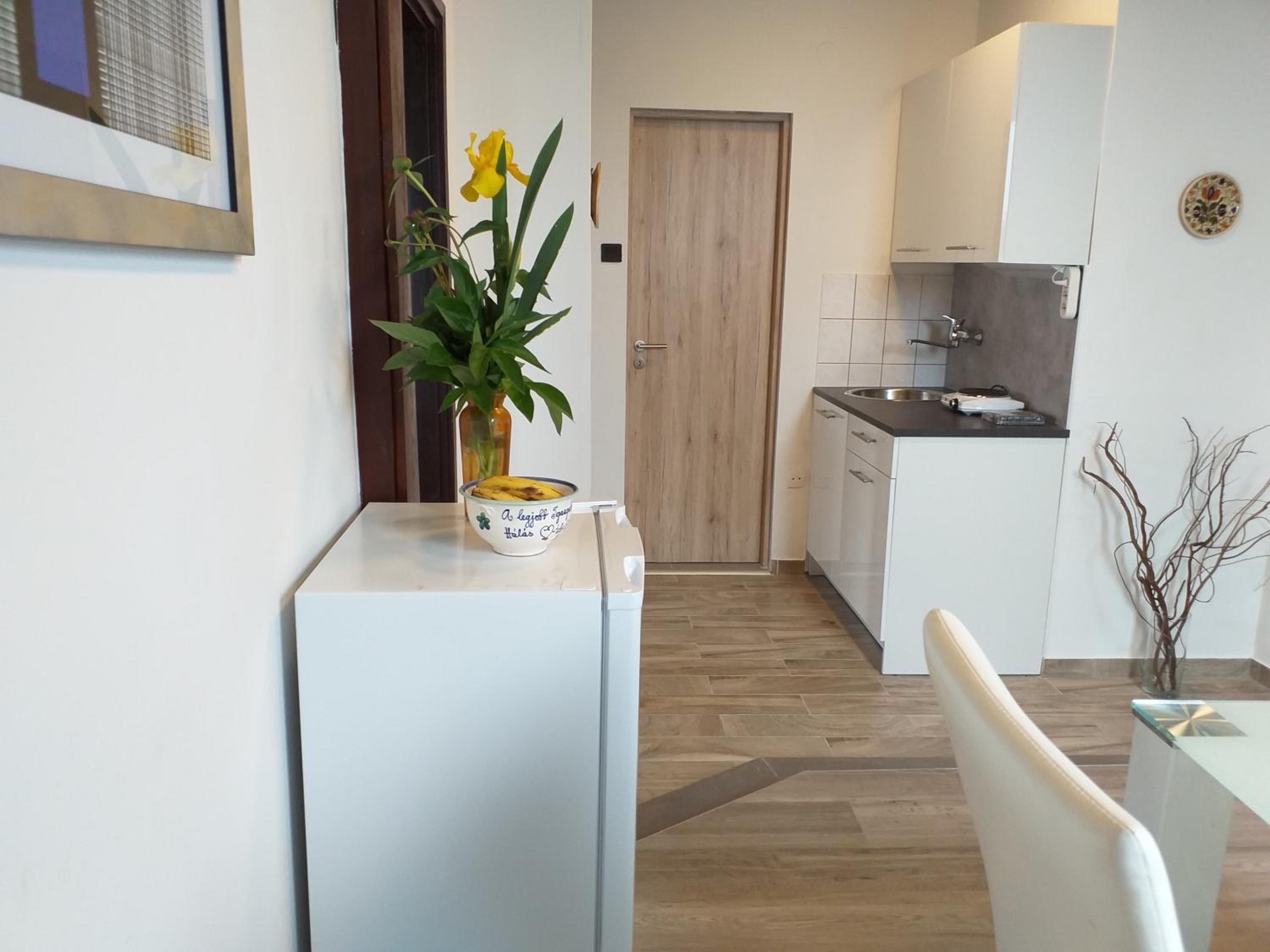 ART INN APARTMANHÁZ BALATON-GYENESDIÁS