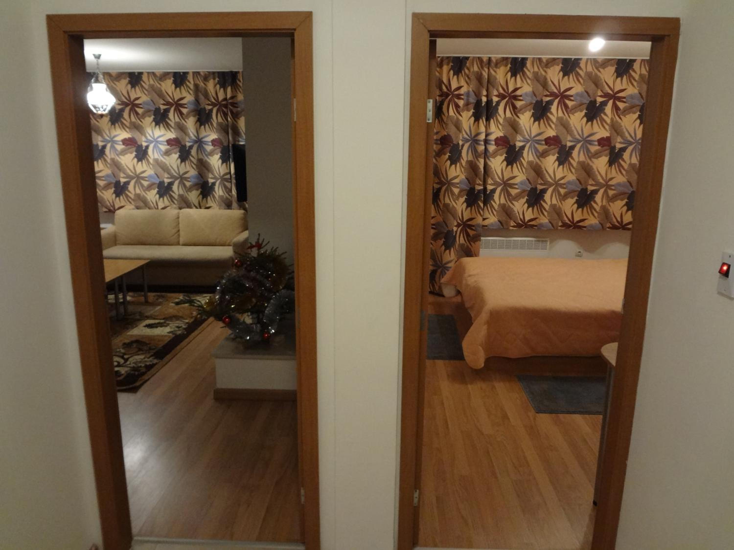 Deluxe Apartments