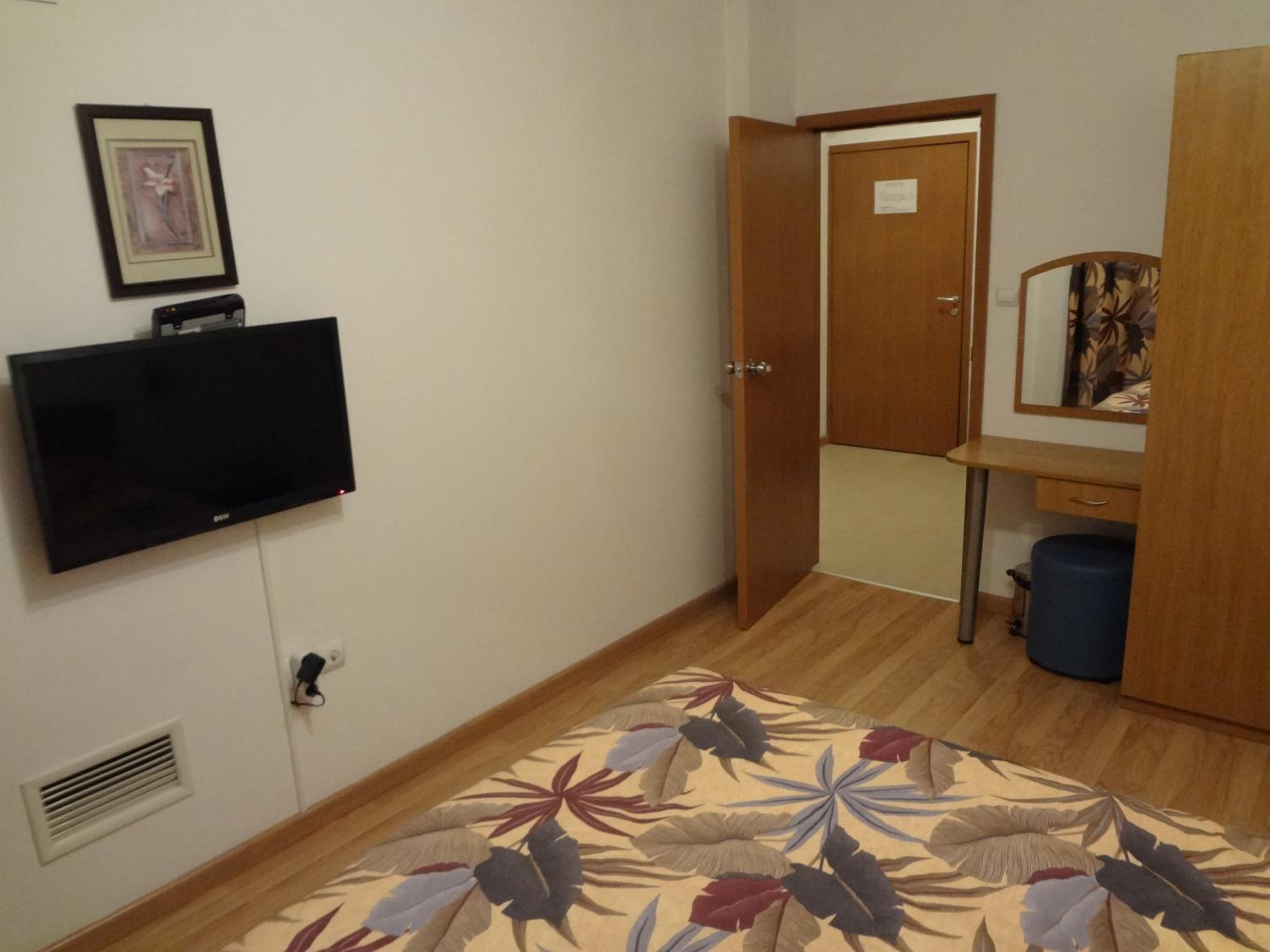 Deluxe Apartments