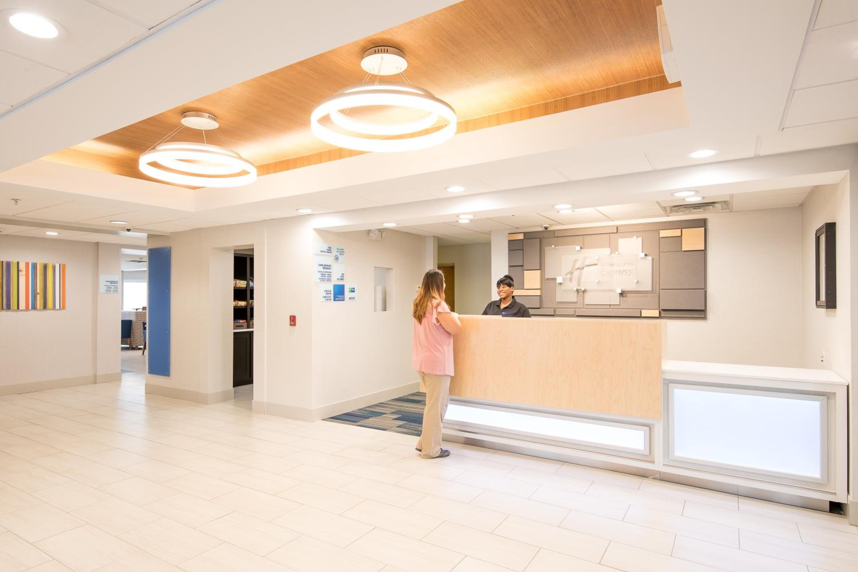 Atlanta Vacations - Holiday Inn Express Atlanta-Stone Mountain, an IHG Hotel - Property Image 5