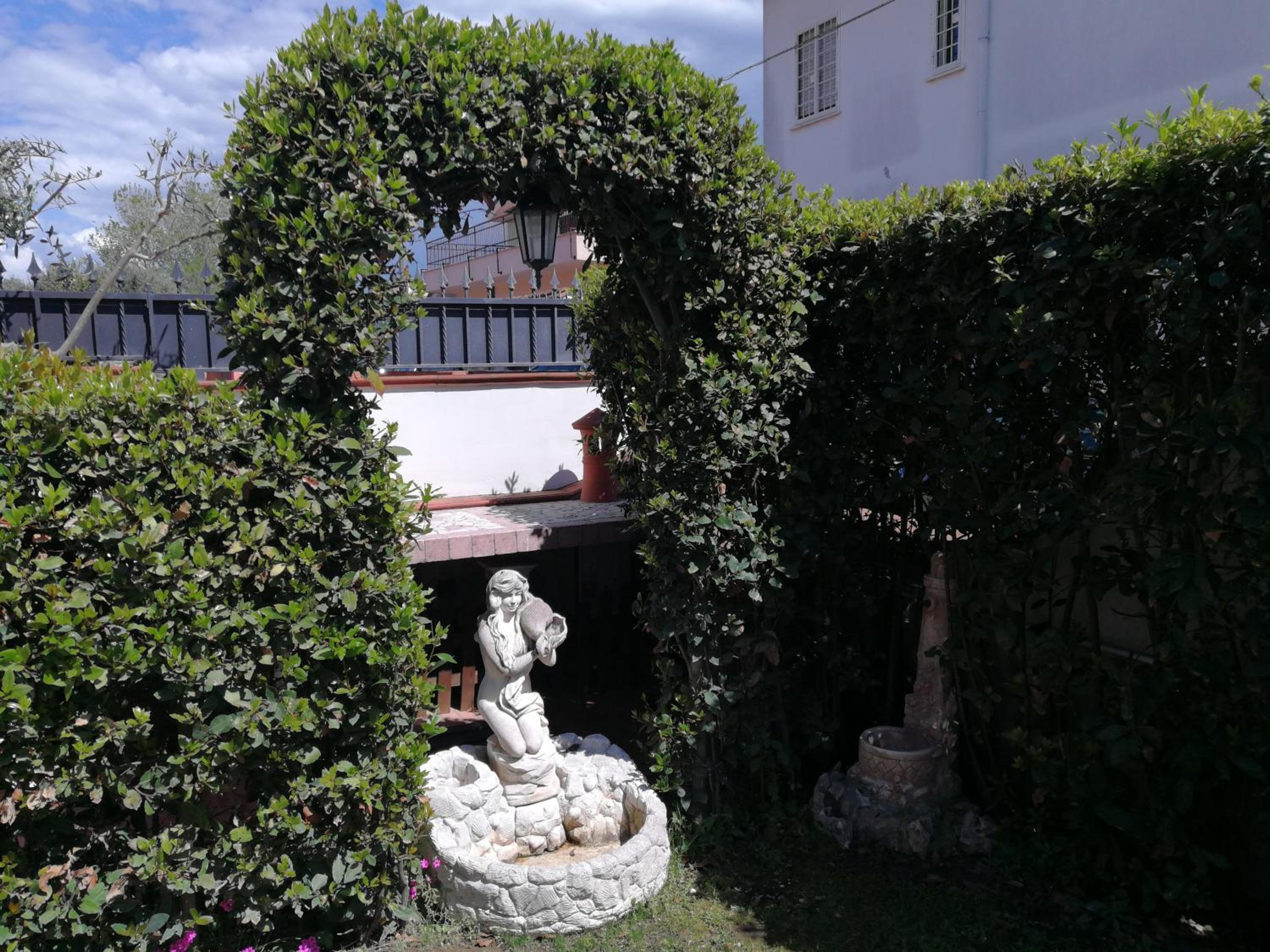 Photo 27