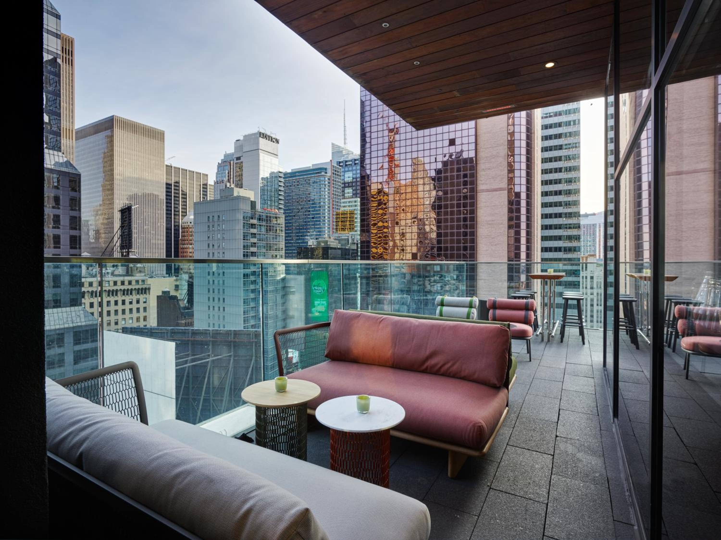 citizenM New York Times Square Hotel 18