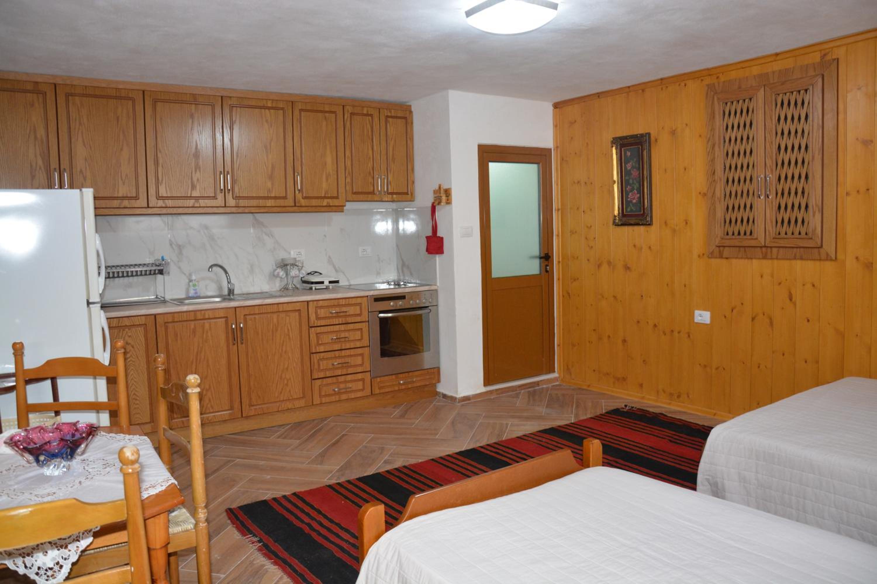 Guest house Memushi