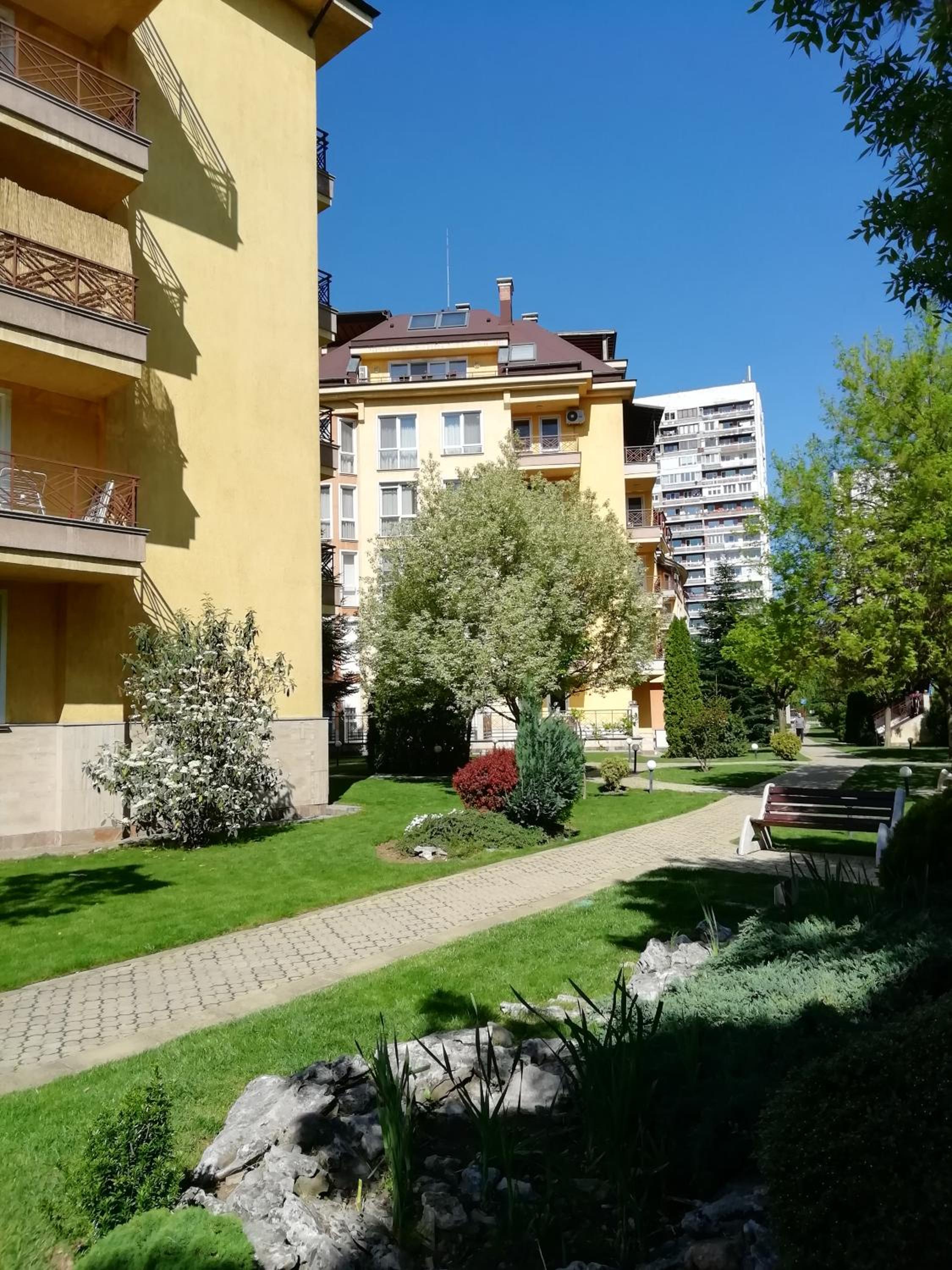 Photo 13