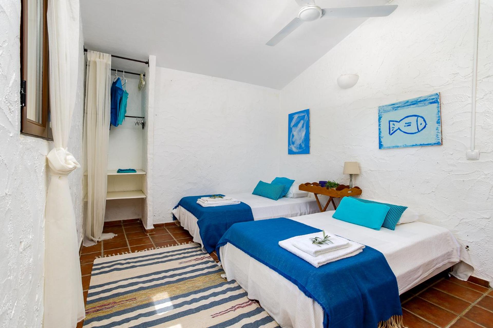 Photo 32