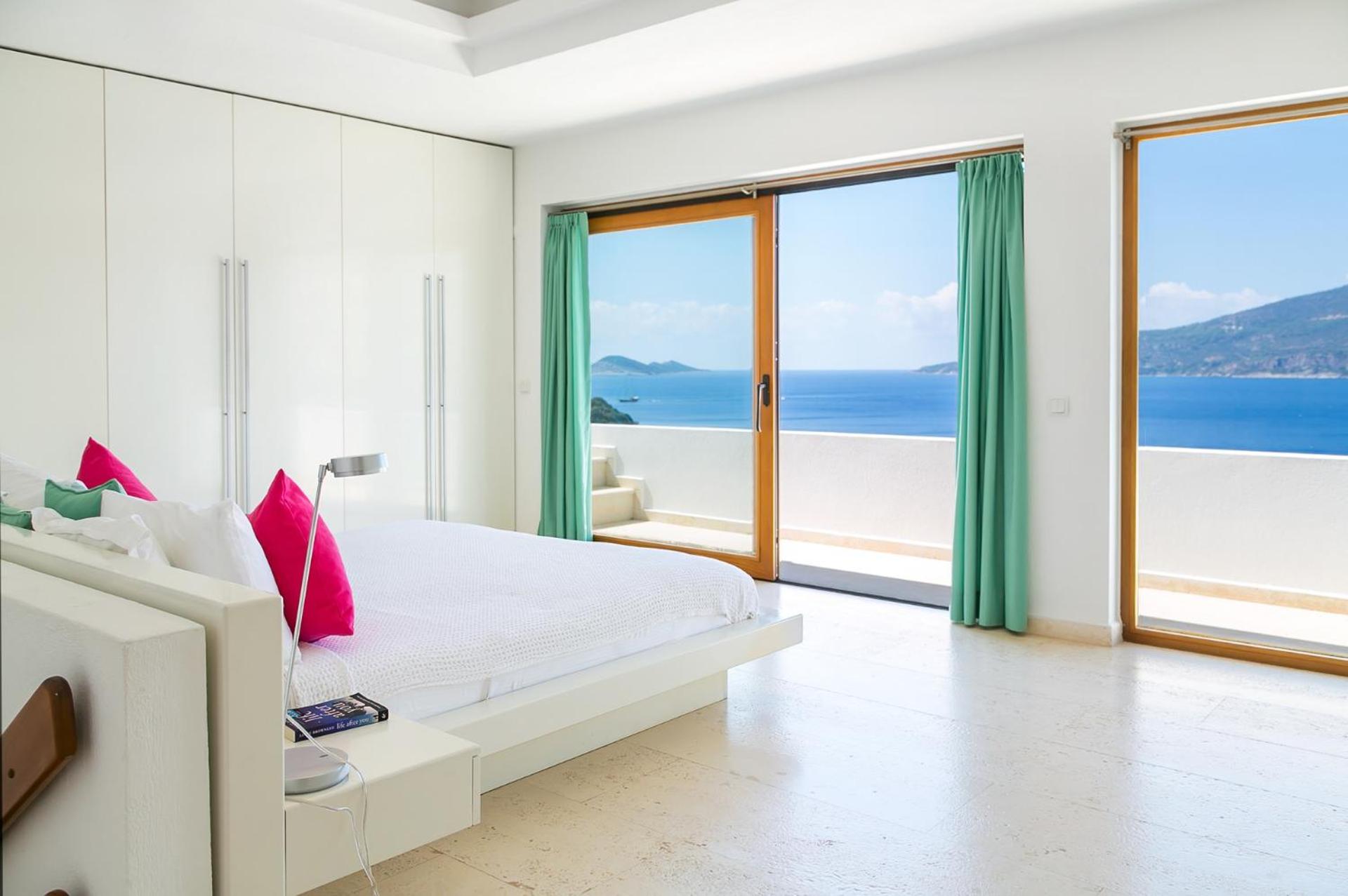 Hotel Villa Mahal becomes Villa Mahal Otel. - Image 91